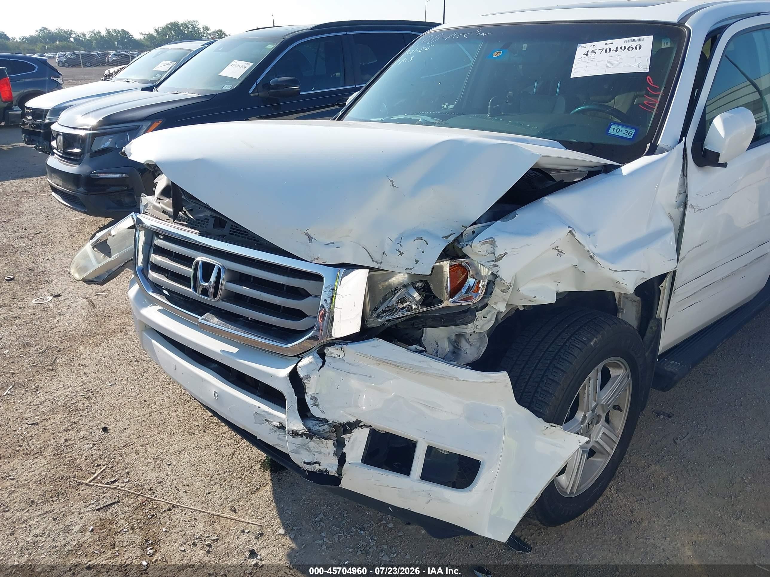 2012 Honda Ridgeline Rtl White vin: 5FPYK1F51CB001659