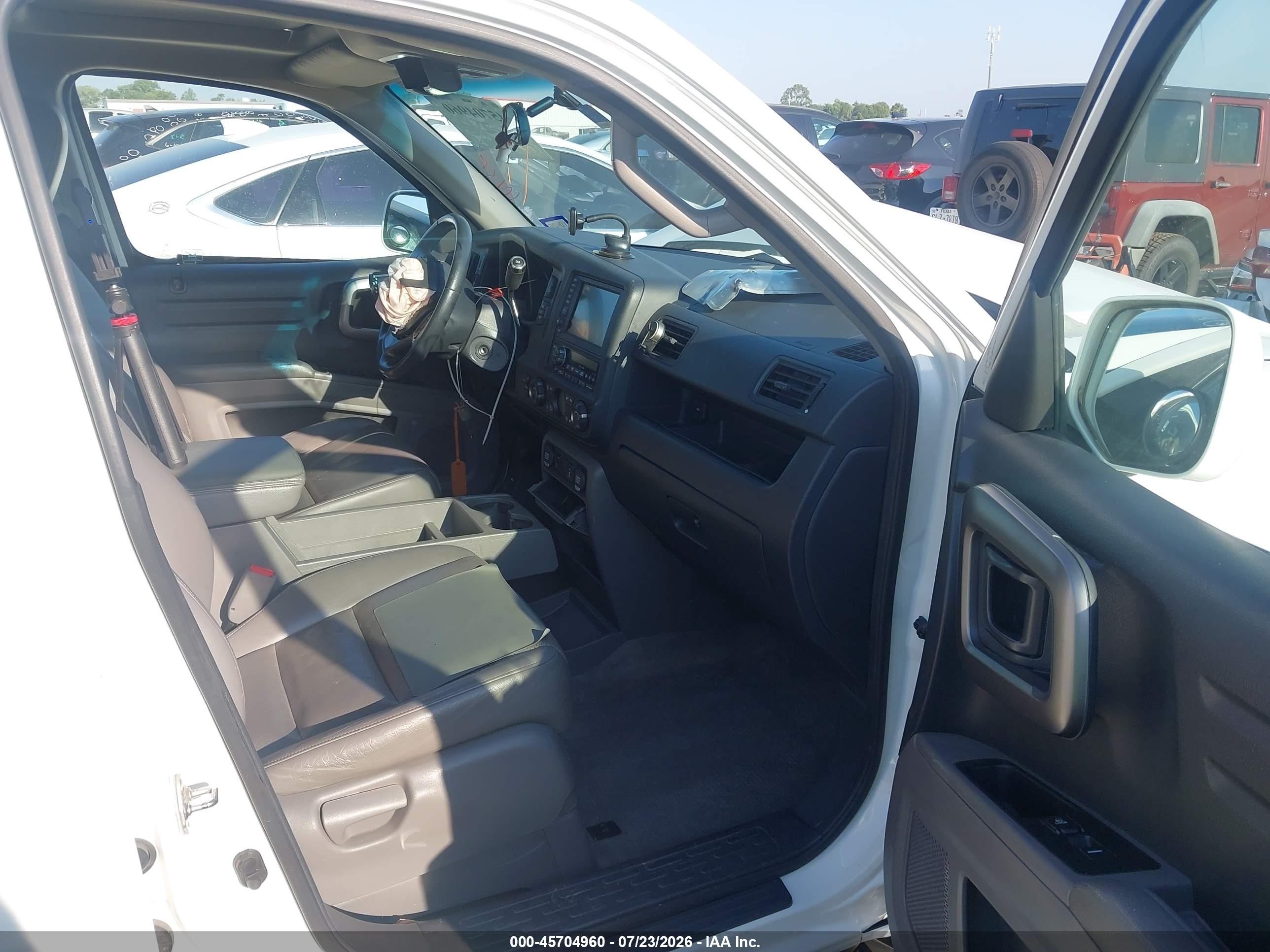2012 Honda Ridgeline Rtl White vin: 5FPYK1F51CB001659