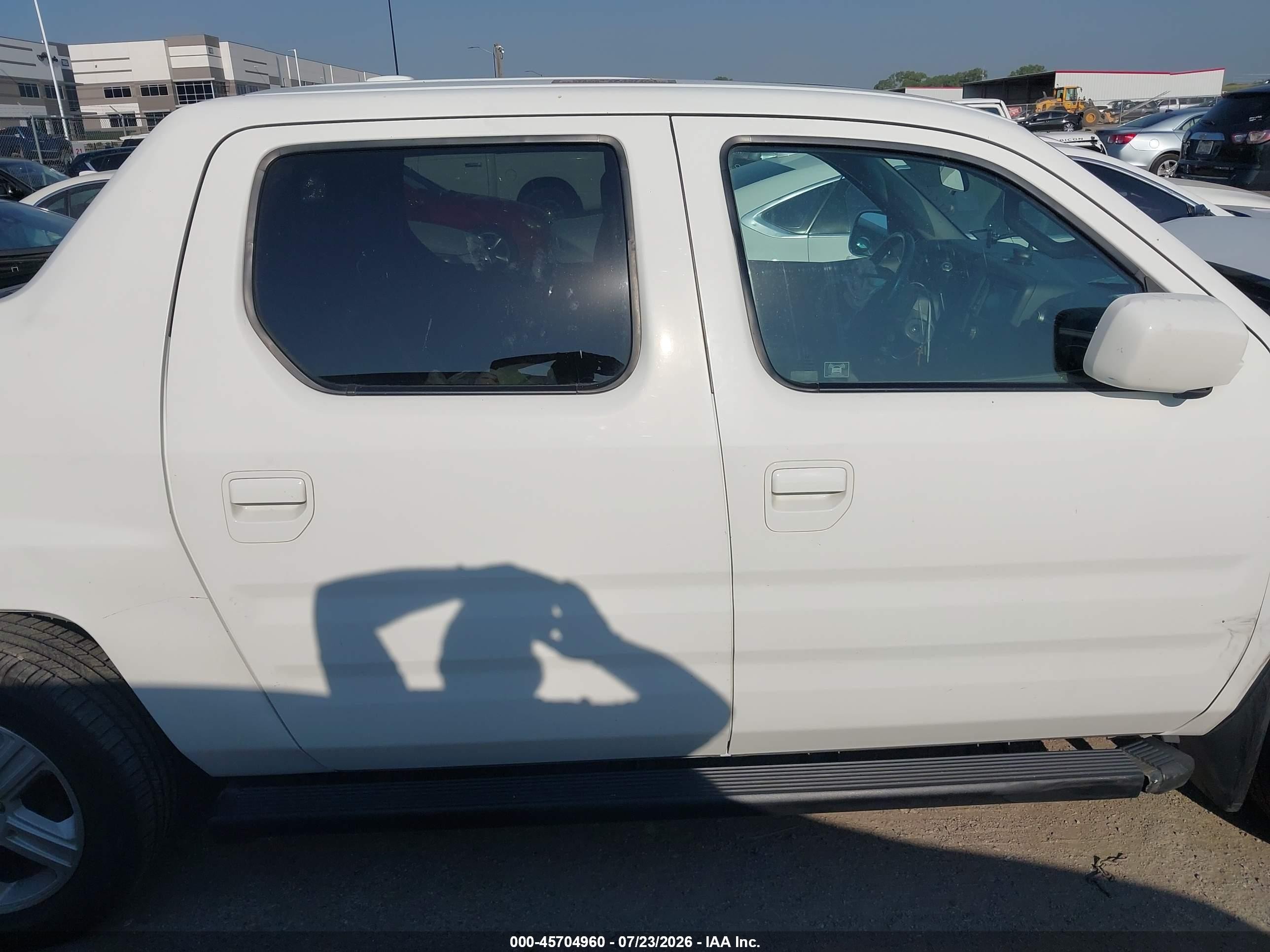 2012 Honda Ridgeline Rtl White vin: 5FPYK1F51CB001659