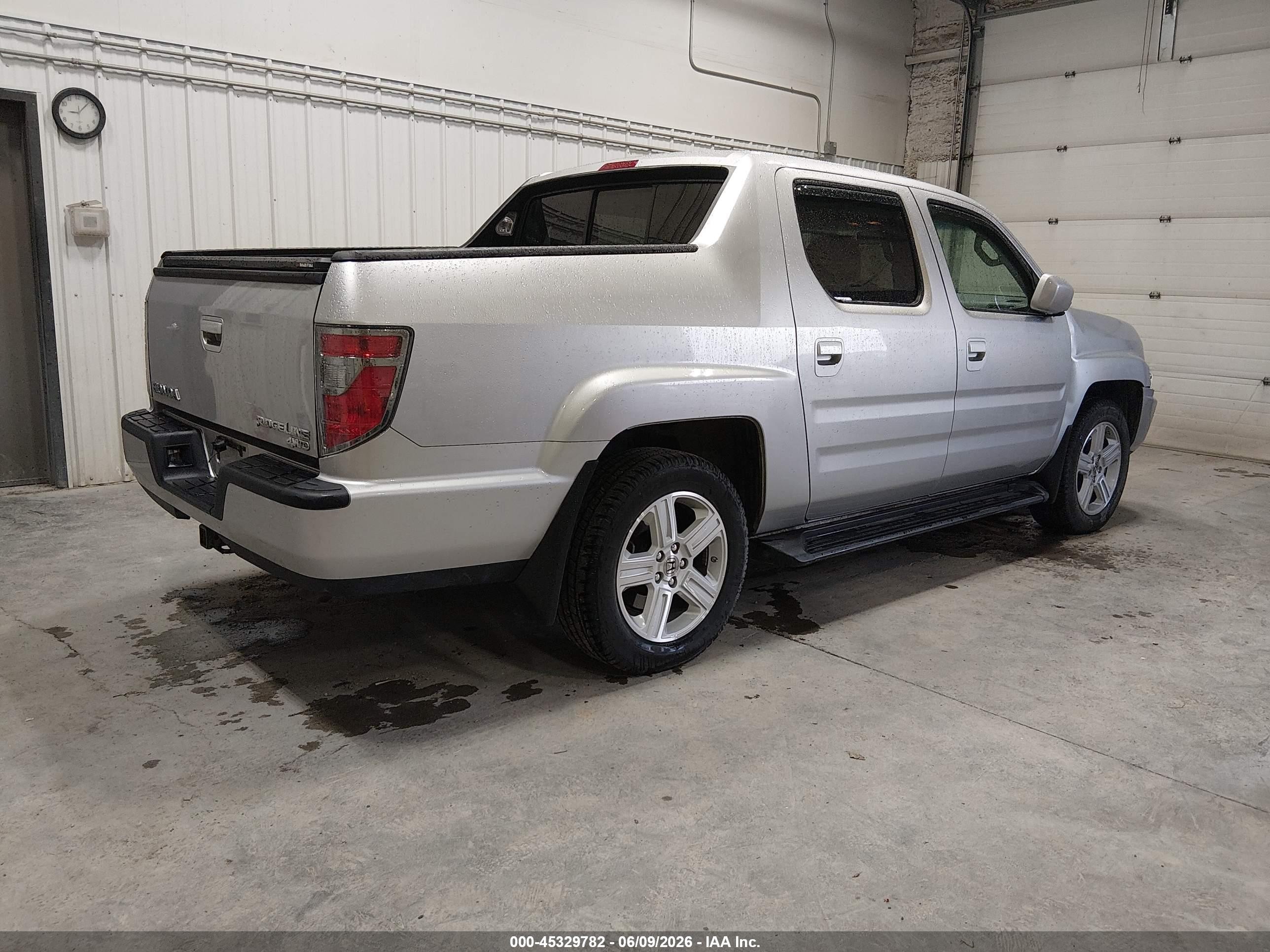 2012 Honda Ridgeline Rtl Silver vin: 5FPYK1F51CB452168