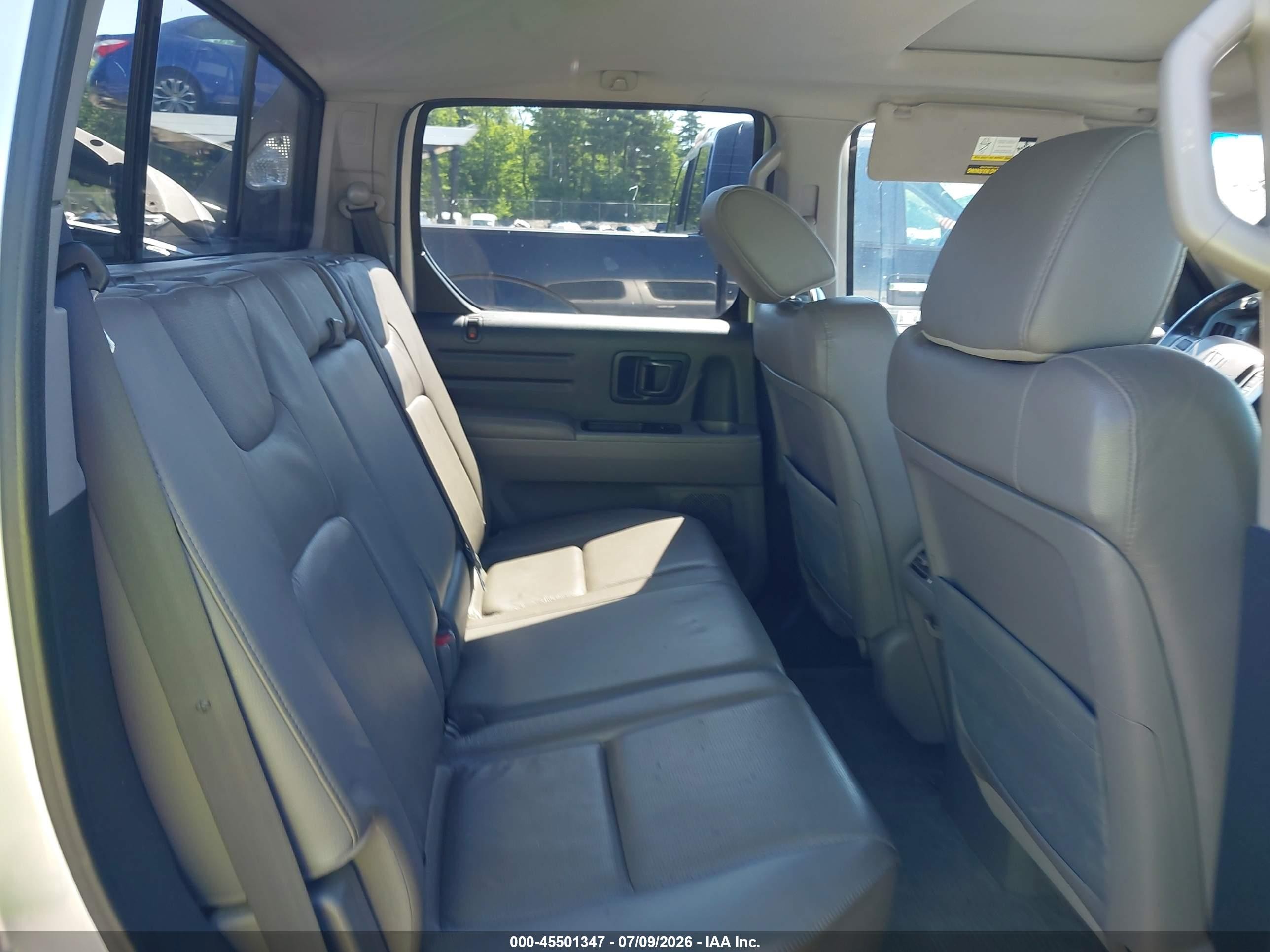 2012 Honda Ridgeline Rtl Silver vin: 5FPYK1F51CB452218