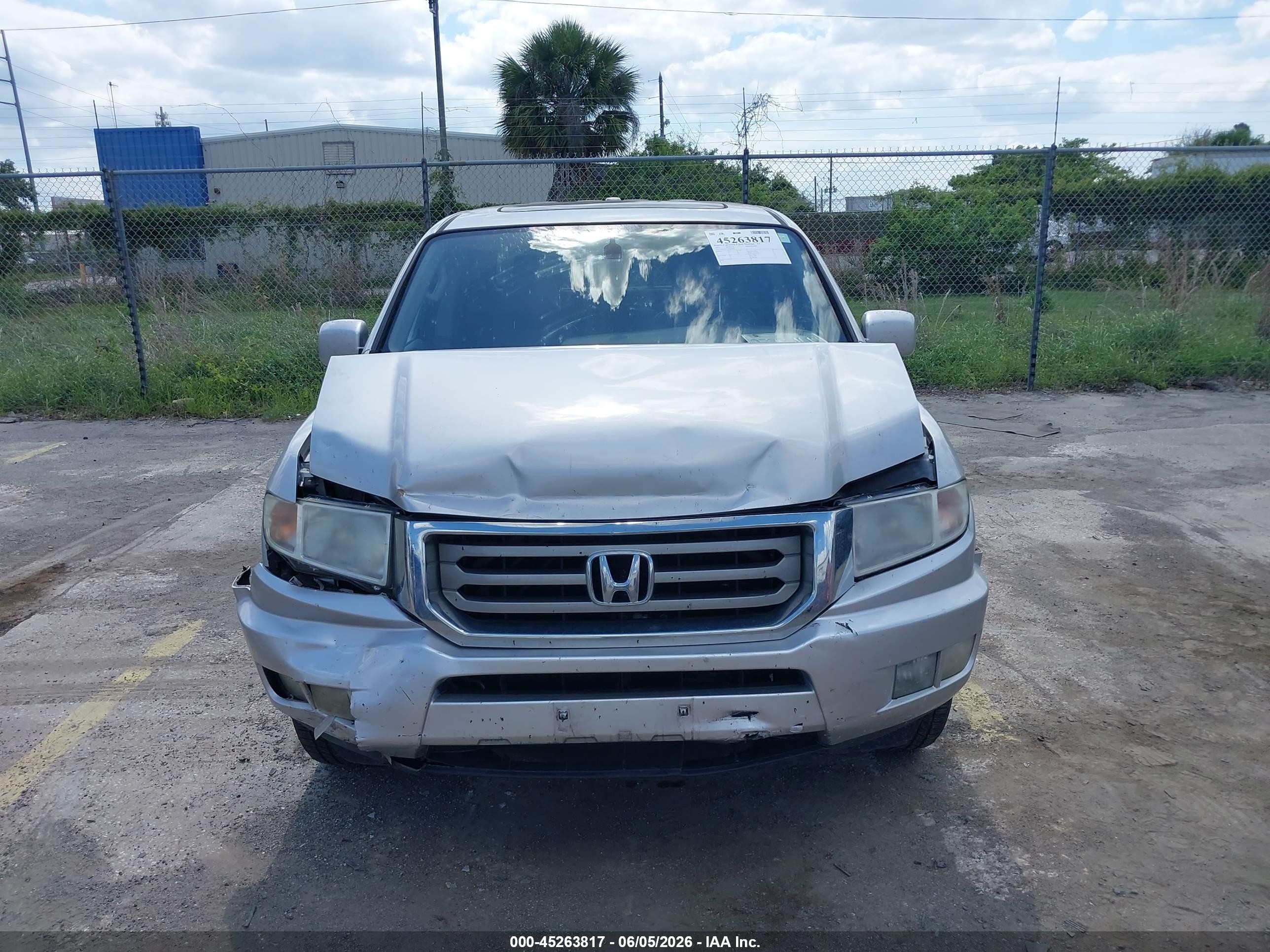 2013 Honda Ridgeline Rtl Silver vin: 5FPYK1F51DB018933