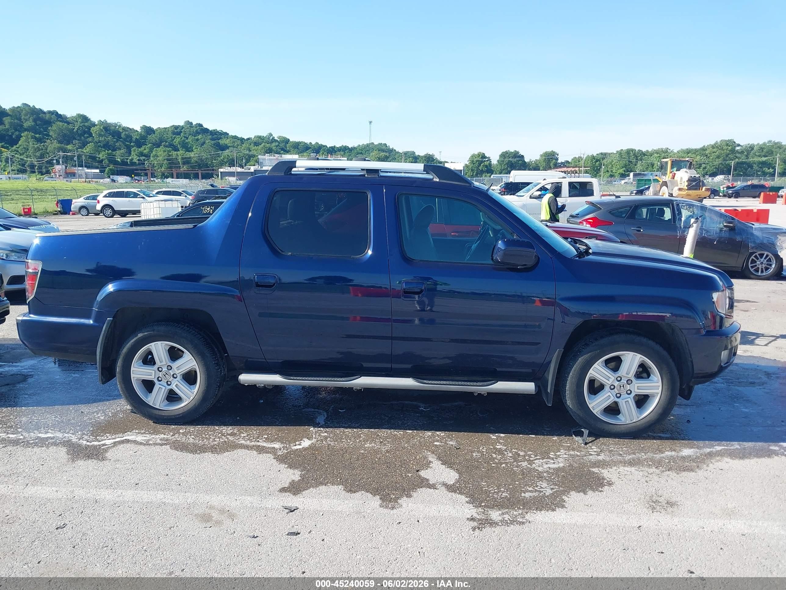2014 Honda Ridgeline Rtl Blue vin: 5FPYK1F51EB001955