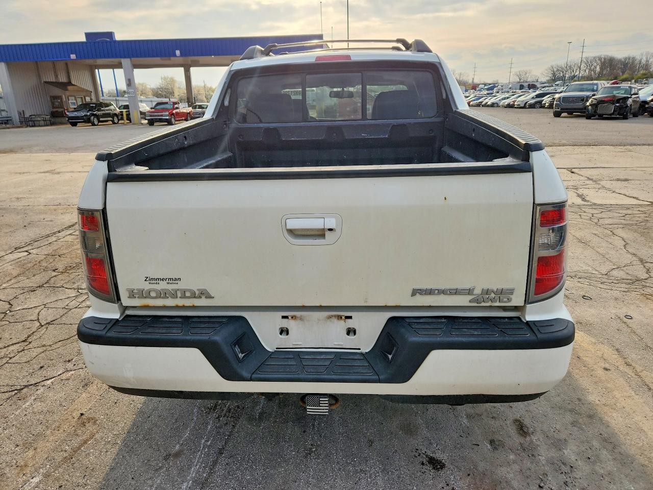 2014 Honda Ridgeline Rtl White vin: 5FPYK1F51EB004354