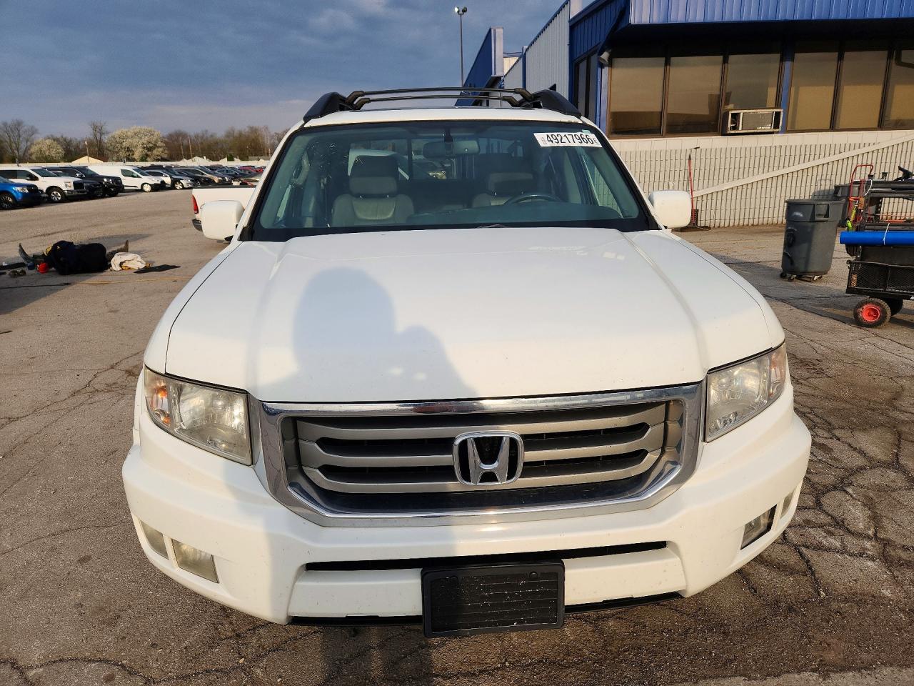 2014 Honda Ridgeline Rtl White vin: 5FPYK1F51EB004354