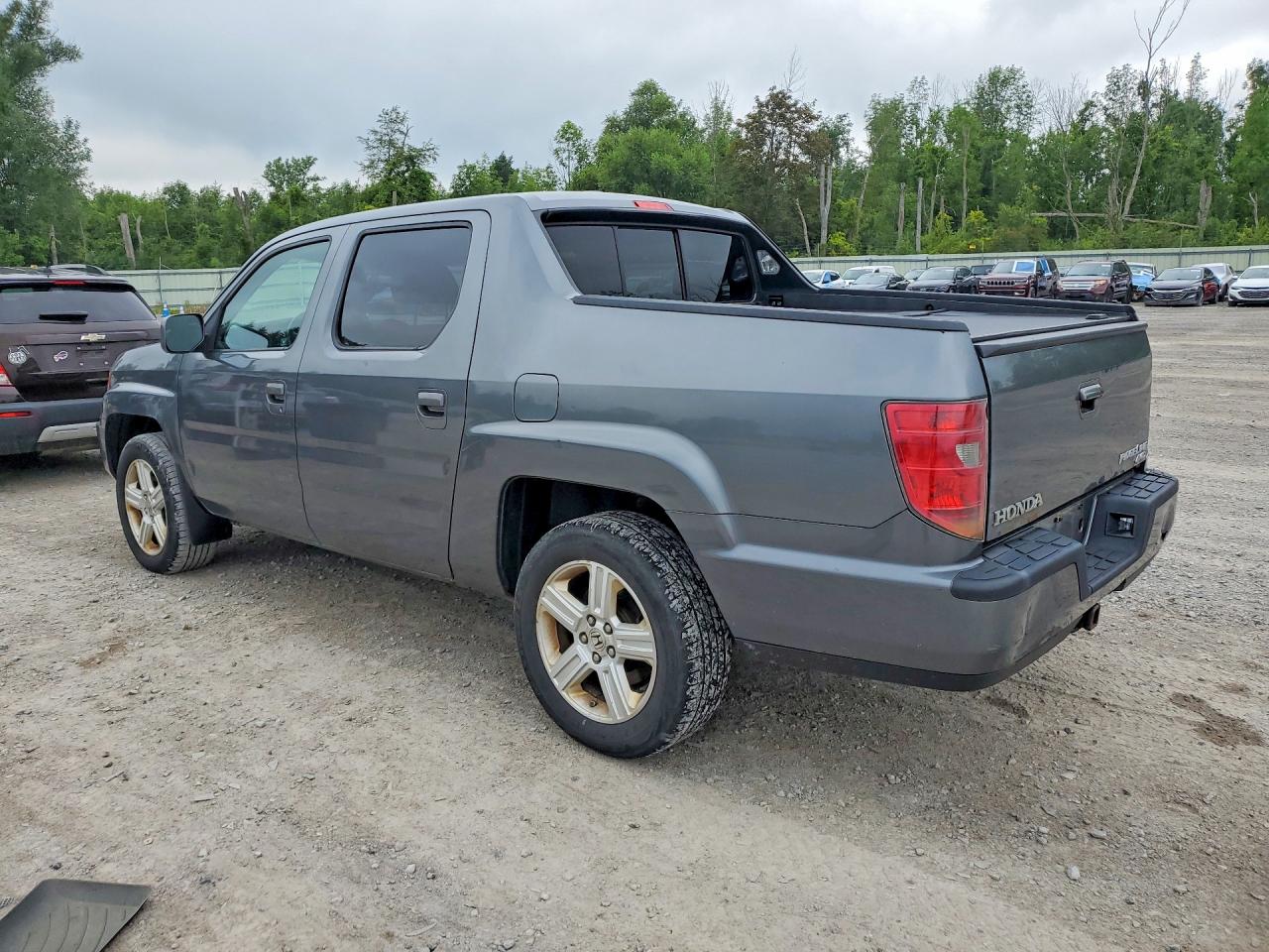 2011 Honda Ridgeline Rtl Silver vin: 5FPYK1F52BB003841