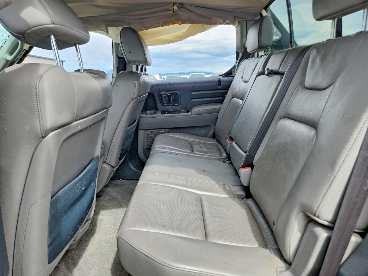 2013 Honda Ridgeline Rtl White vin: 5FPYK1F52DB011666