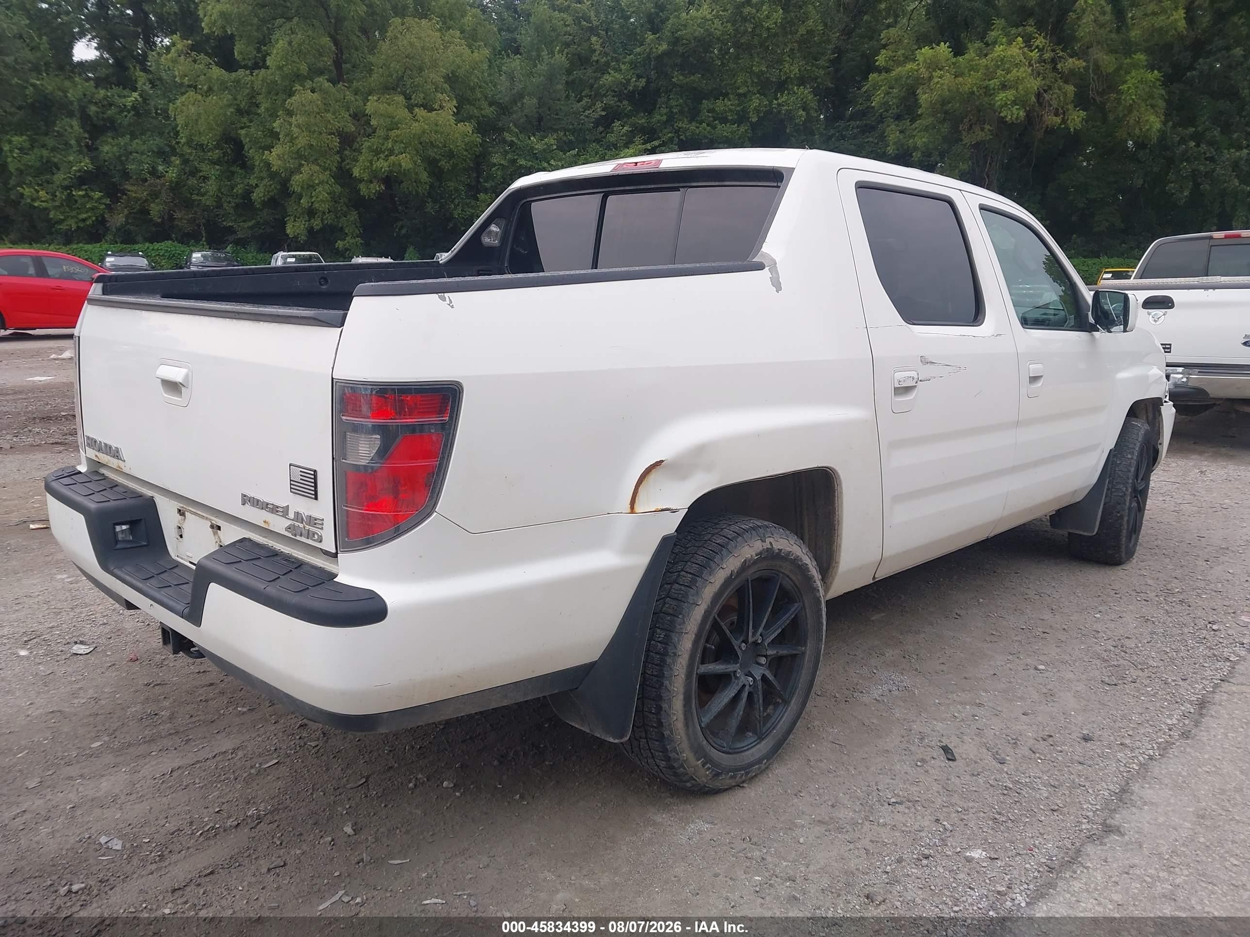 2013 Honda Ridgeline Rtl White vin: 5FPYK1F52DB013255
