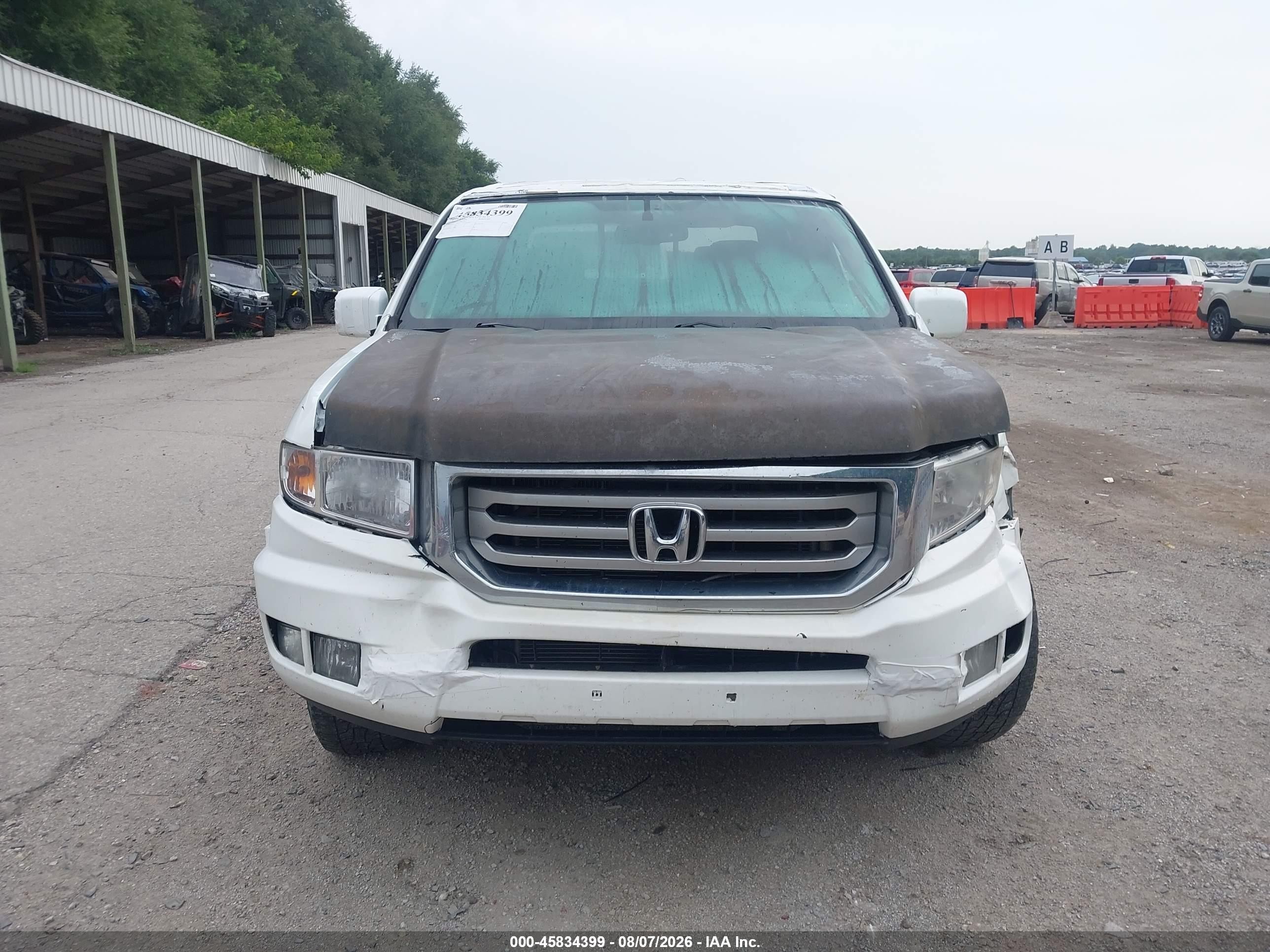 2013 Honda Ridgeline Rtl White vin: 5FPYK1F52DB013255