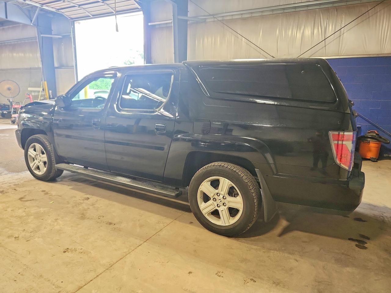 2013 Honda Ridgeline Rtl Black vin: 5FPYK1F52DB013367