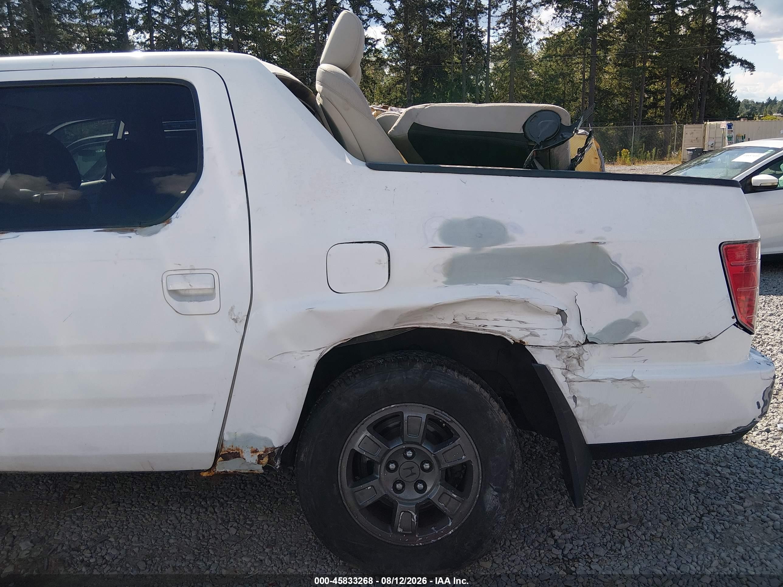 2010 Honda Ridgeline Rtl White vin: 5FPYK1F53AB501772