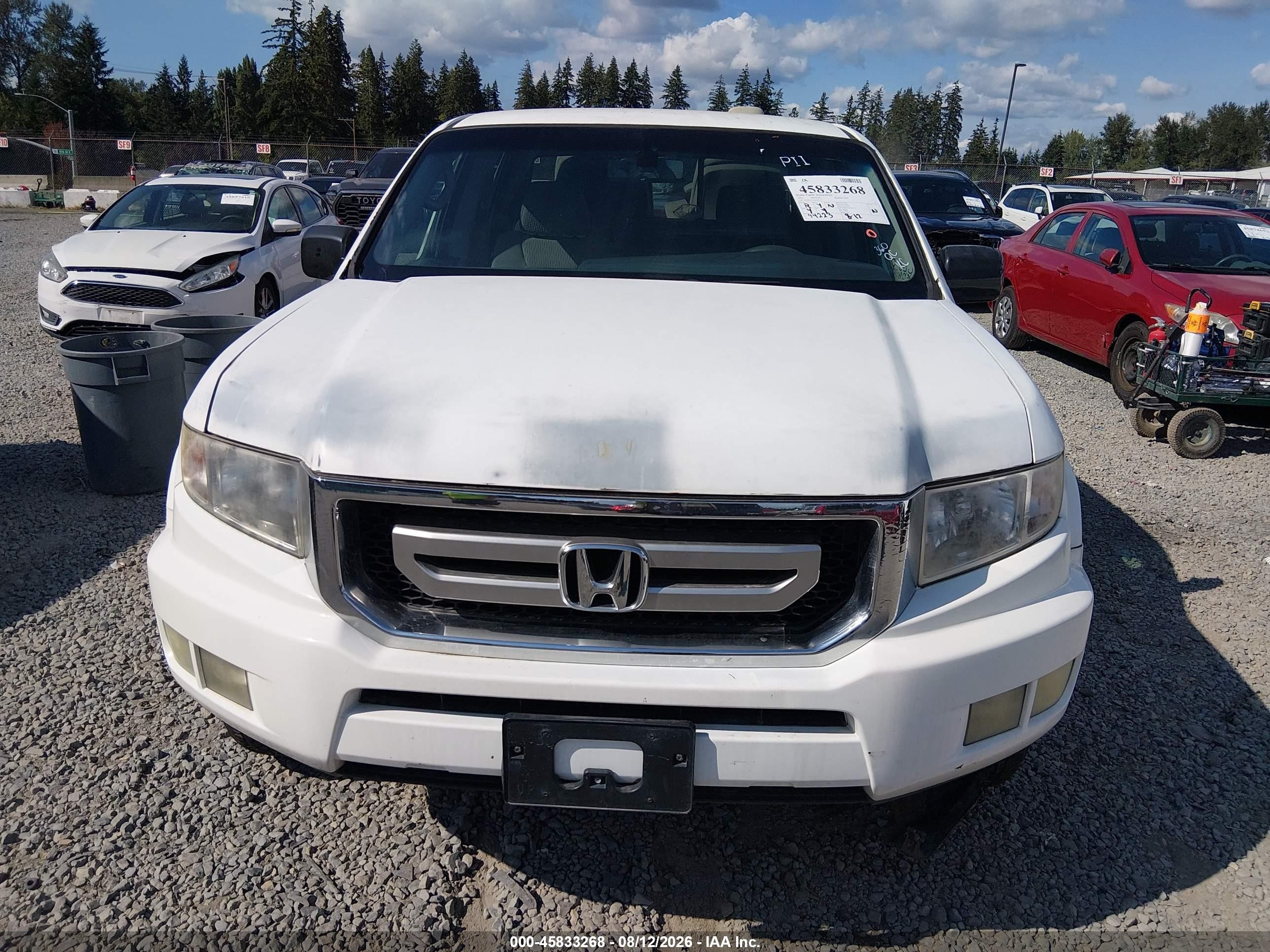2010 Honda Ridgeline Rtl White vin: 5FPYK1F53AB501772