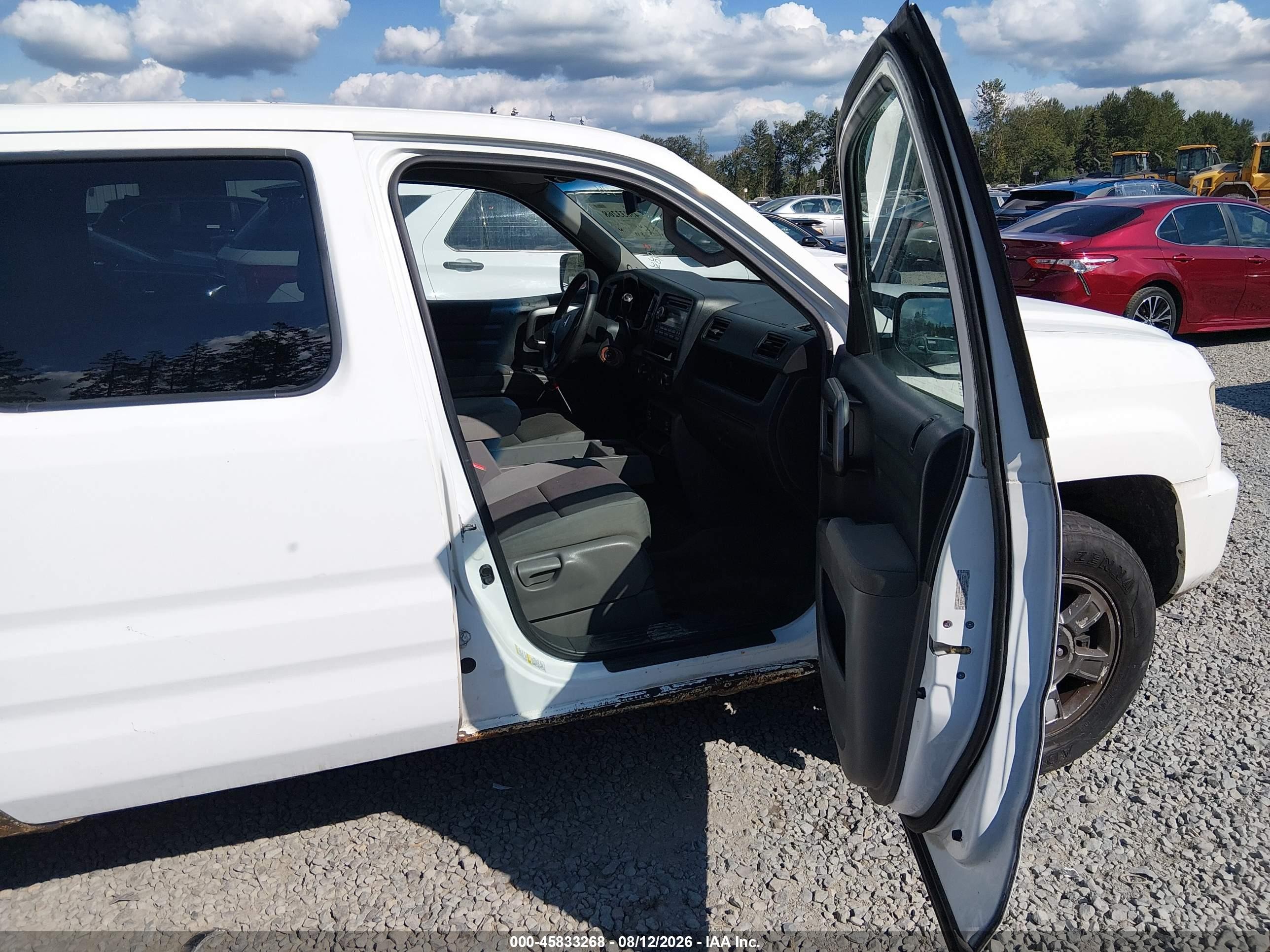 2010 Honda Ridgeline Rtl White vin: 5FPYK1F53AB501772