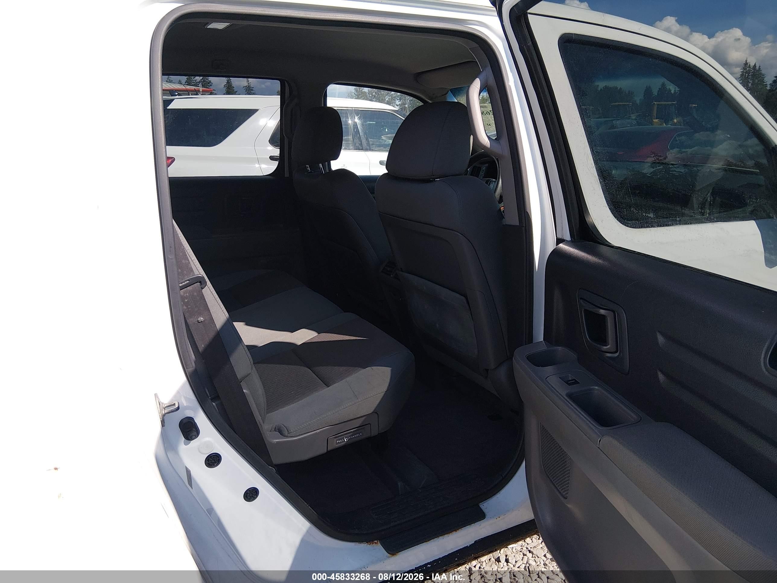 2010 Honda Ridgeline Rtl White vin: 5FPYK1F53AB501772