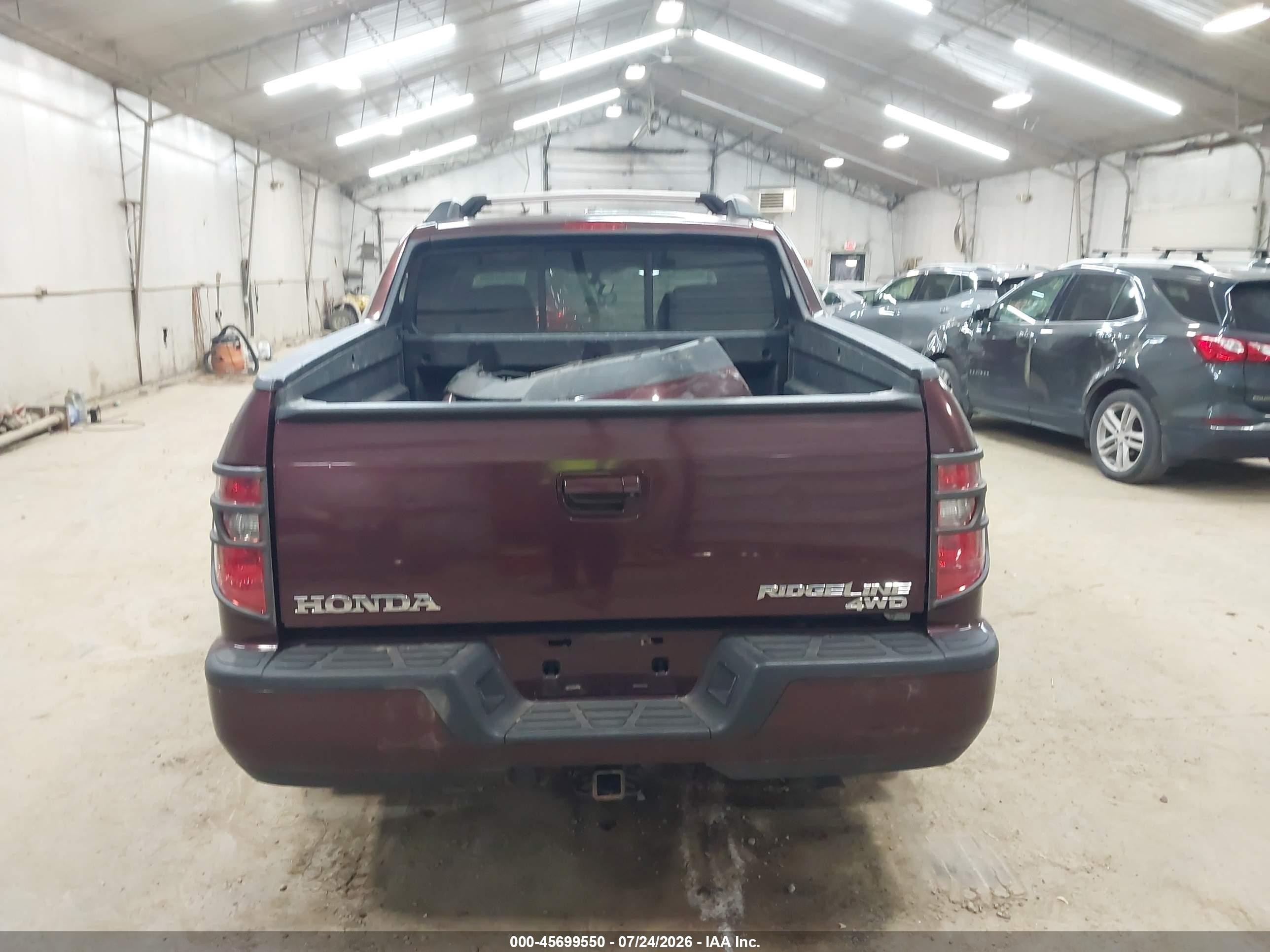 2011 Honda Ridgeline Rtl Red vin: 5FPYK1F53BB004951