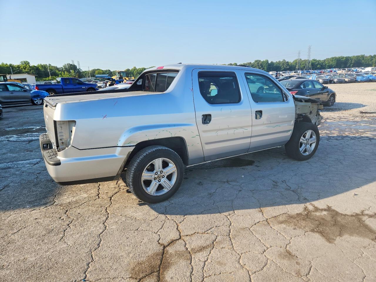 2011 Honda Ridgeline Rtl Silver vin: 5FPYK1F53BB009390