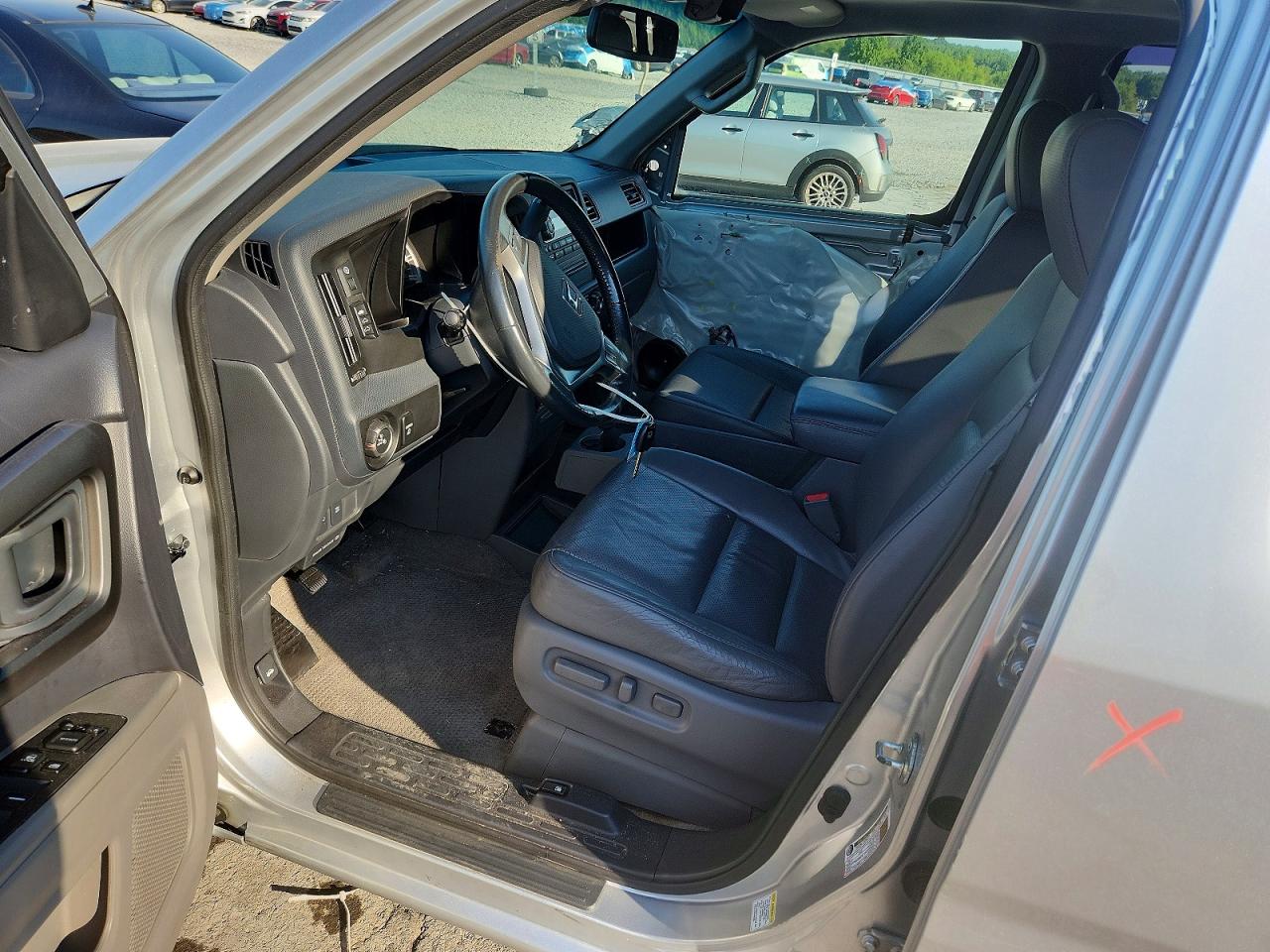 2011 Honda Ridgeline Rtl Silver vin: 5FPYK1F53BB009390