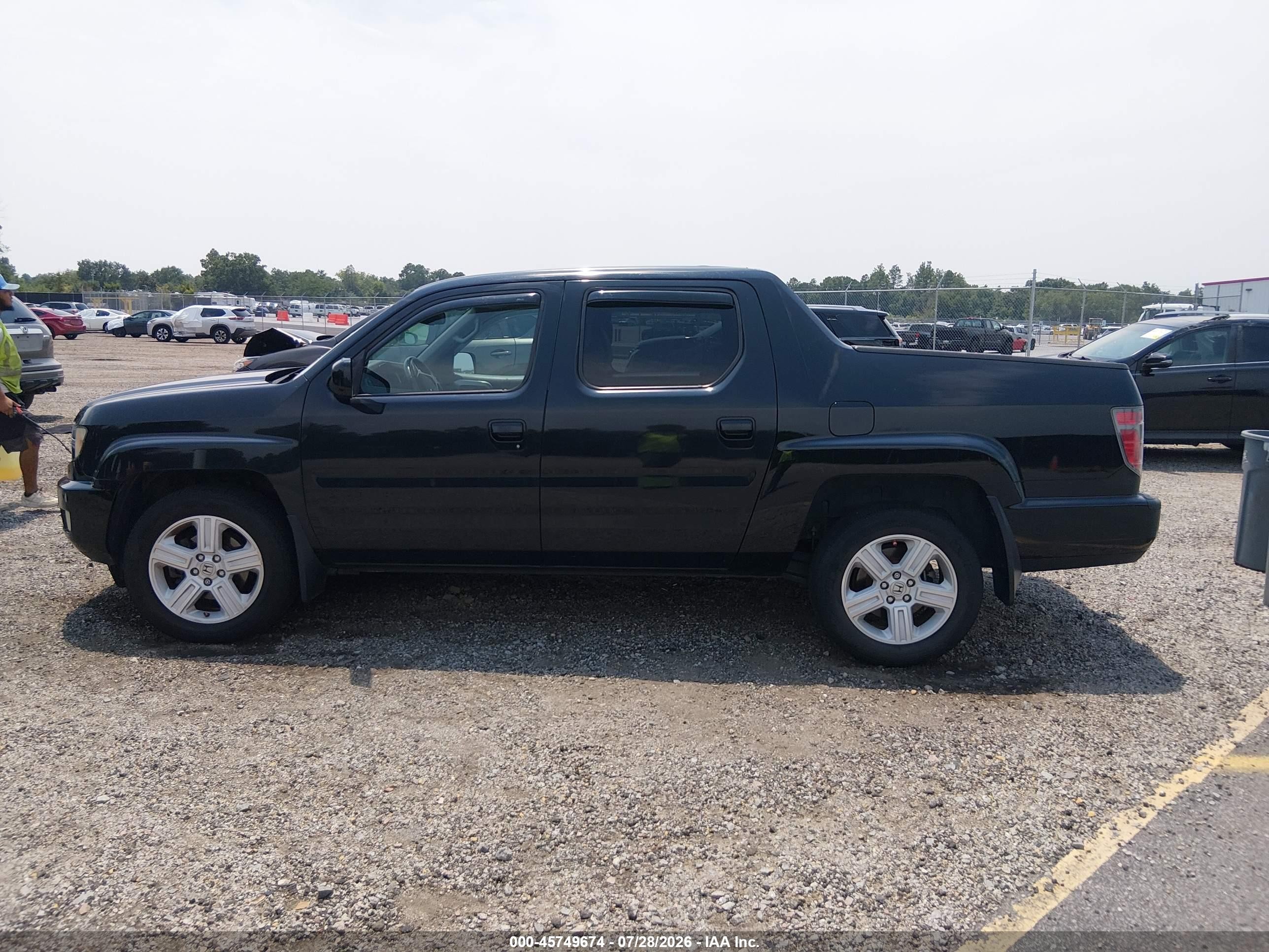 2013 Honda Ridgeline Rtl Черный vin: 5FPYK1F53DB002877