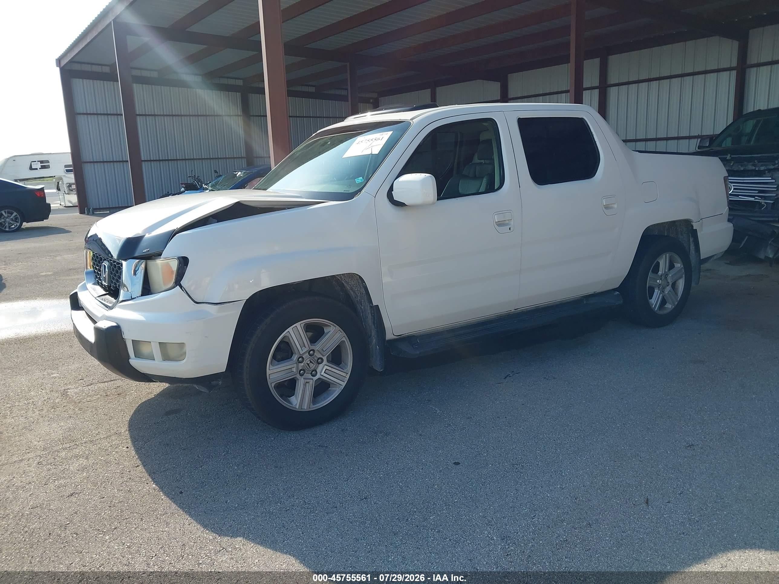 2010 Honda Ridgeline Rtl White vin: 5FPYK1F54AB001233