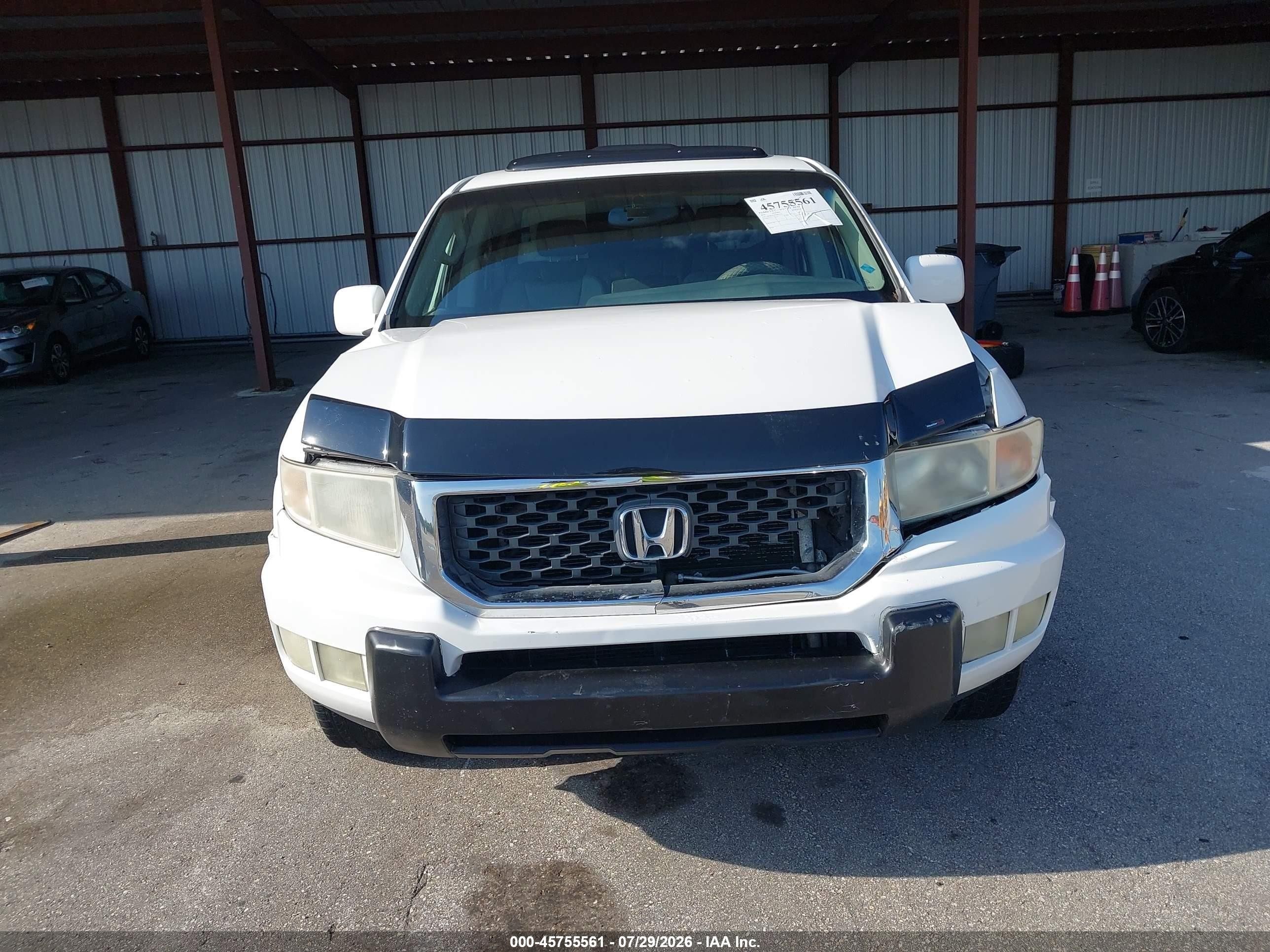 2010 Honda Ridgeline Rtl White vin: 5FPYK1F54AB001233