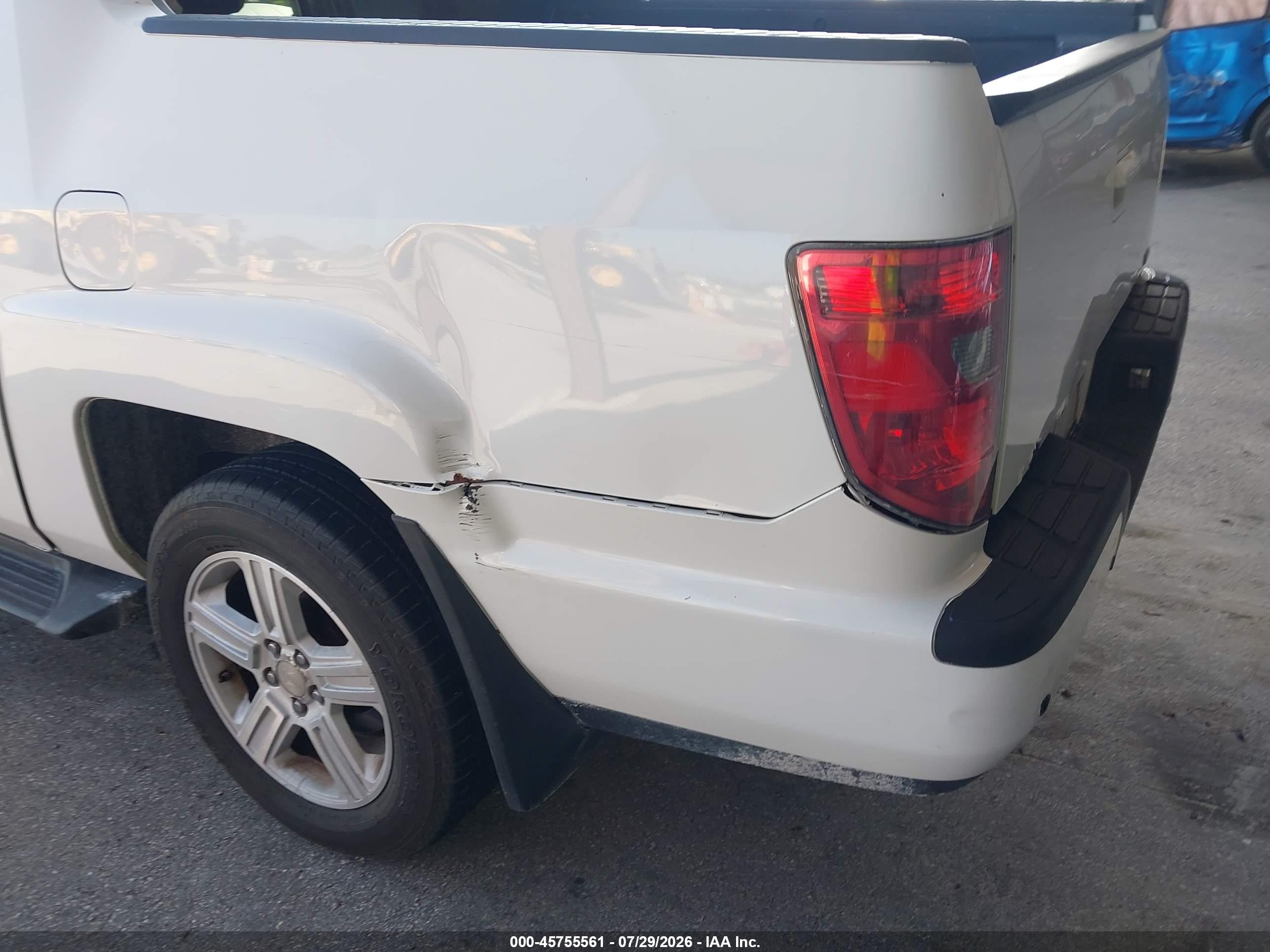 2010 Honda Ridgeline Rtl White vin: 5FPYK1F54AB001233