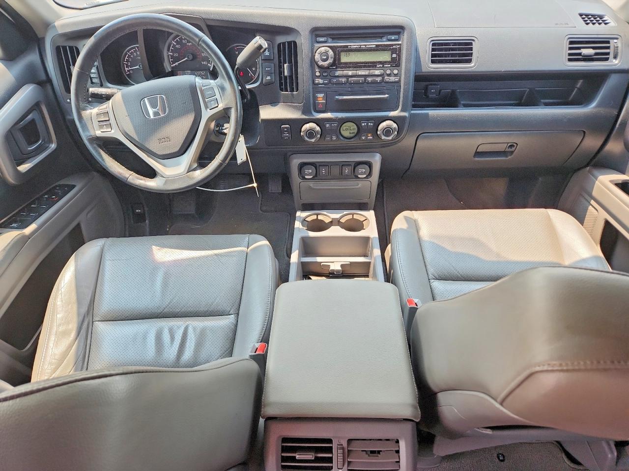 2014 Honda Ridgeline Rtl White vin: 5FPYK1F55EB001568