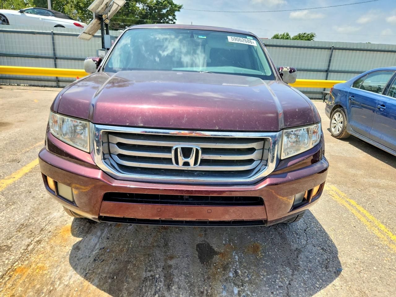 2014 Honda Ridgeline Rtl Burgundy vin: 5FPYK1F55EB002798