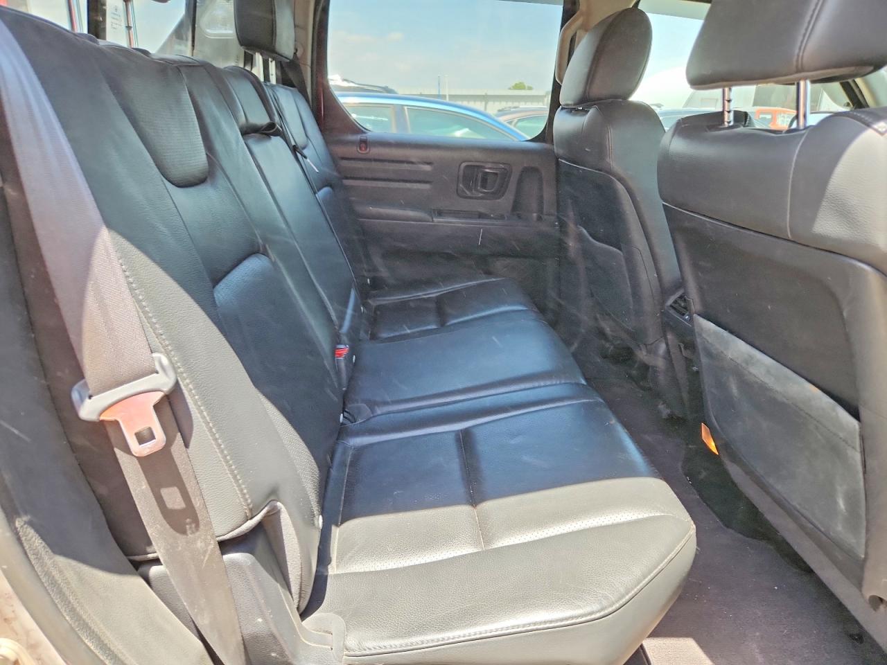 2014 Honda Ridgeline Rtl Burgundy vin: 5FPYK1F55EB002798