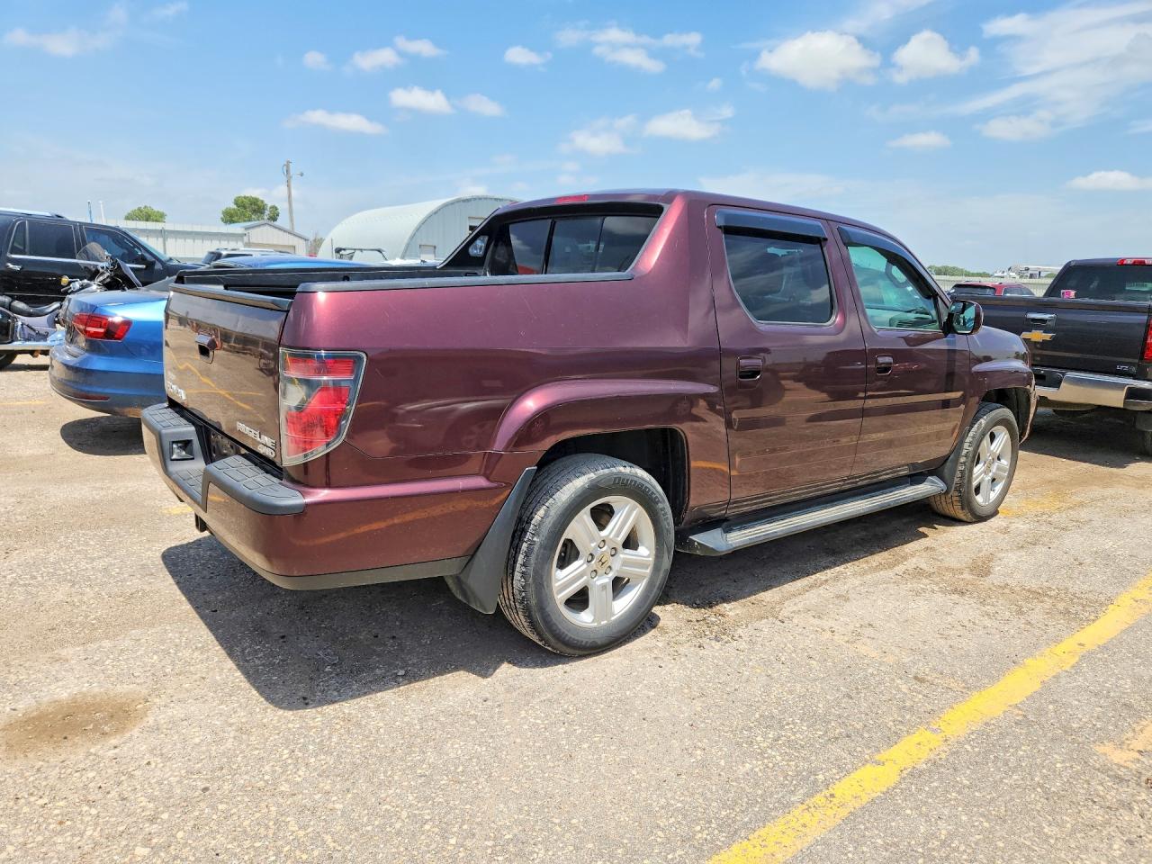 2014 Honda Ridgeline Rtl Burgundy vin: 5FPYK1F55EB002798