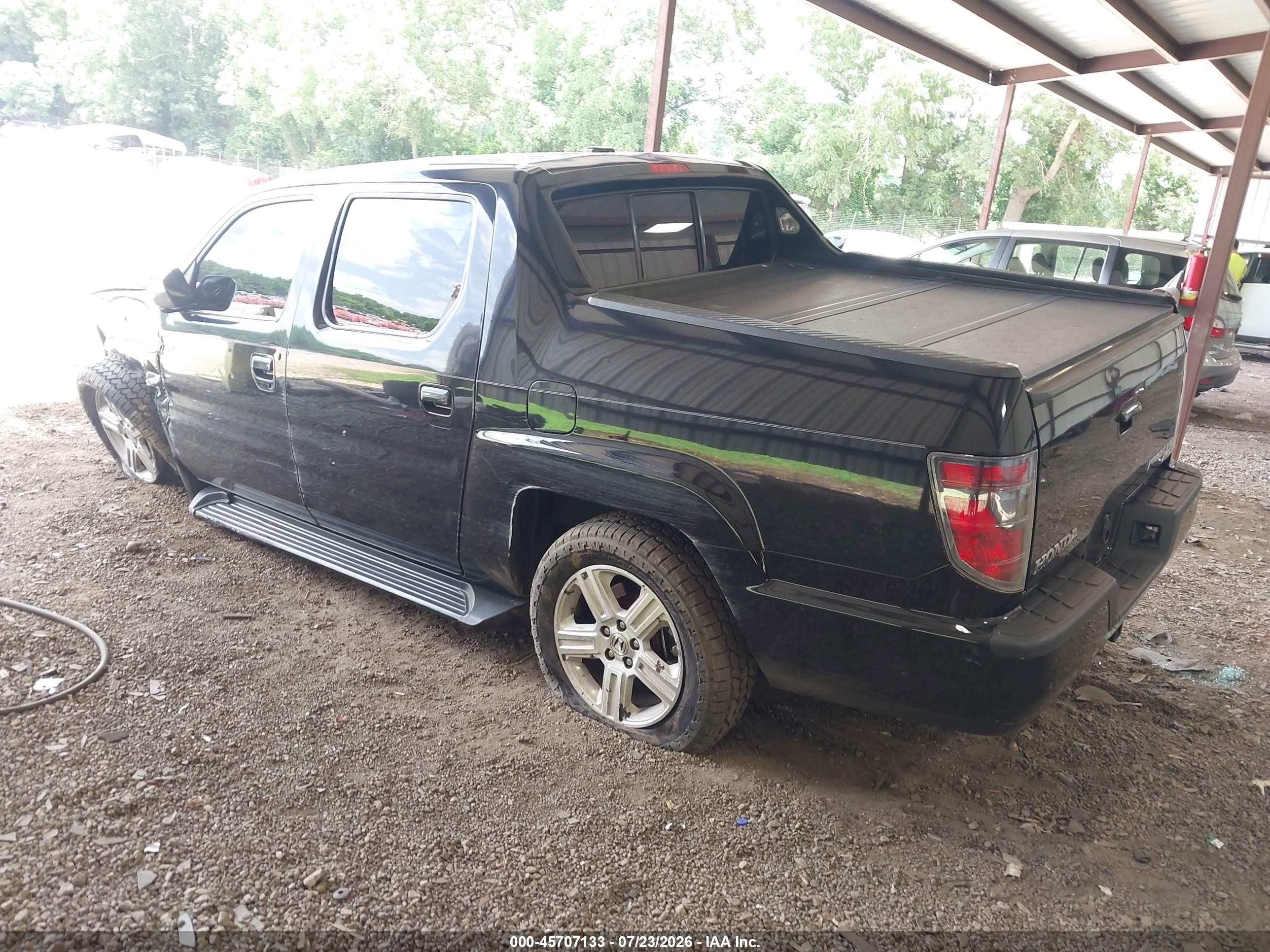 2014 Honda Ridgeline Rtl Black vin: 5FPYK1F55EB003076