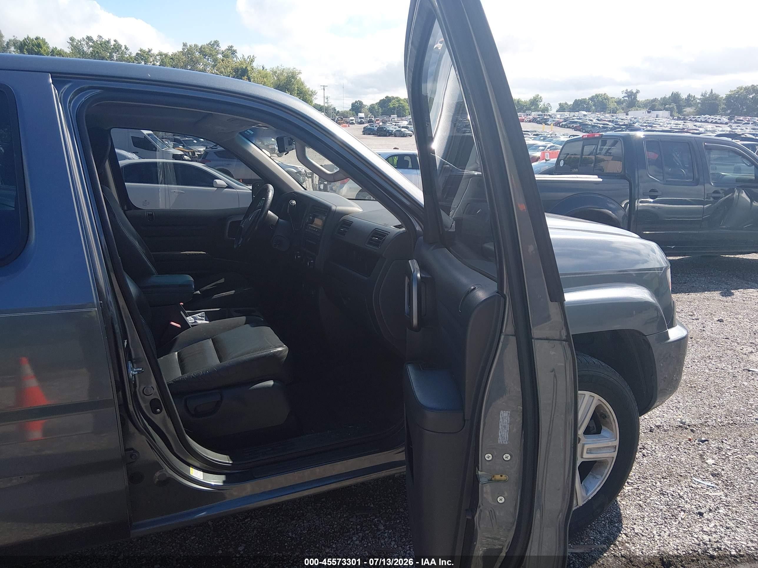 2011 Honda Ridgeline Rtl Gray vin: 5FPYK1F56BB007391