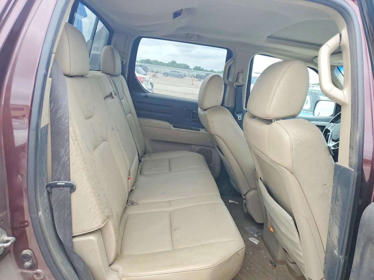 2011 Honda Ridgeline Rtl Burgundy vin: 5FPYK1F56BB009125