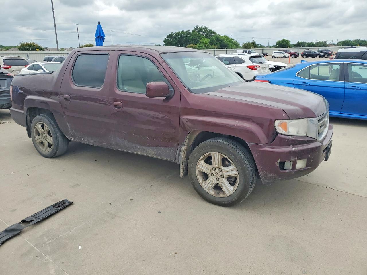 2011 Honda Ridgeline Rtl Burgundy vin: 5FPYK1F56BB009125