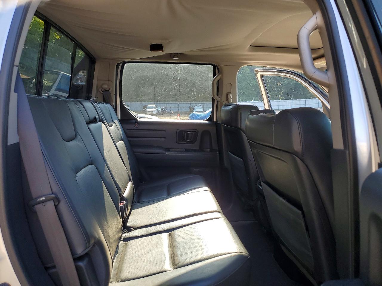 2011 Honda Ridgeline Rtl Silver vin: 5FPYK1F56BB454867