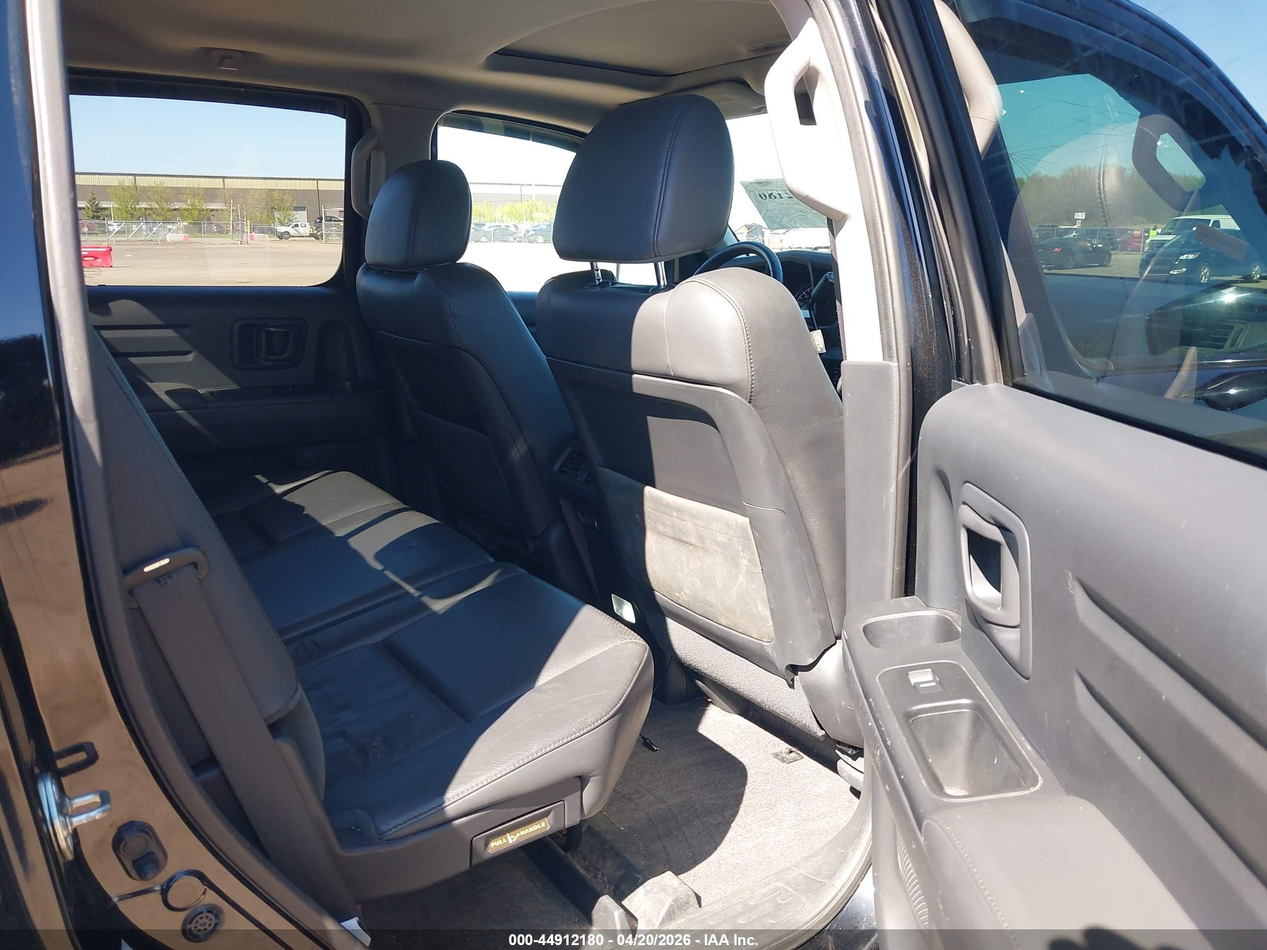 2013 Honda Ridgeline Rtl Black vin: 5FPYK1F56DB018801