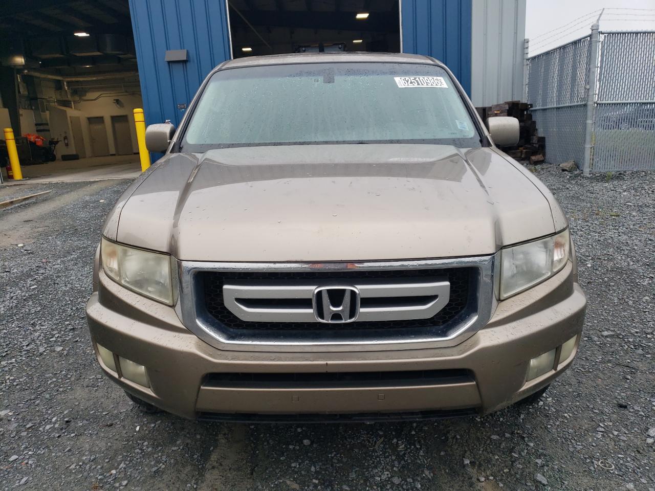 2010 Honda Ridgeline Rtl Gold vin: 5FPYK1F57AB501449 Damage: Left Head Lamp, Faded, Repair Required