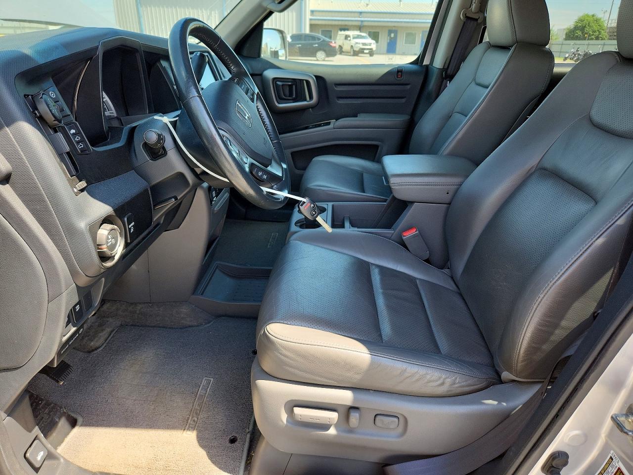 2011 Honda Ridgeline Rtl Серебряный vin: 5FPYK1F57BB008789