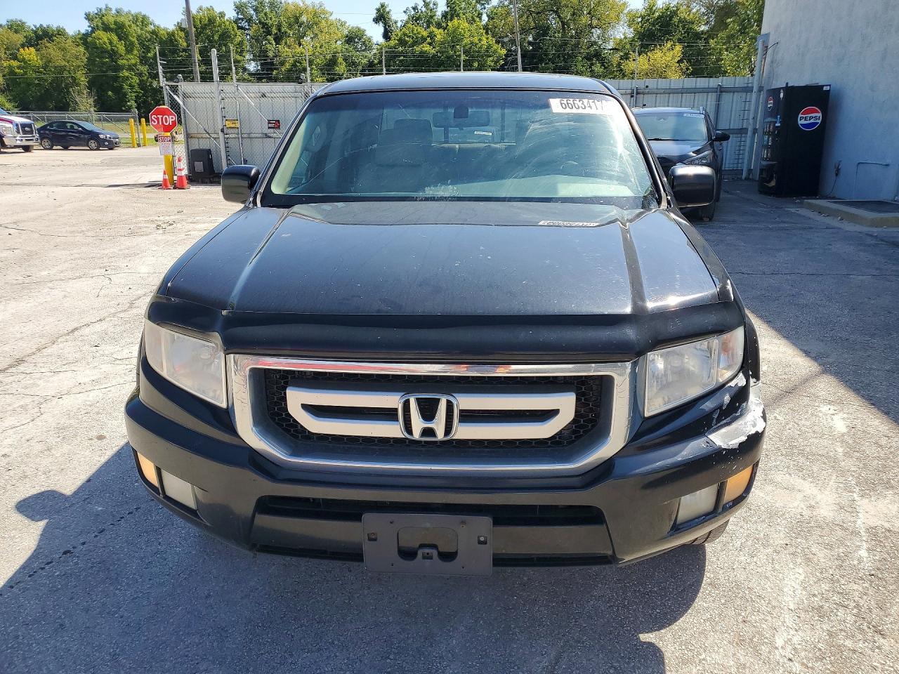2011 Honda Ridgeline Rtl Black vin: 5FPYK1F57BB501193