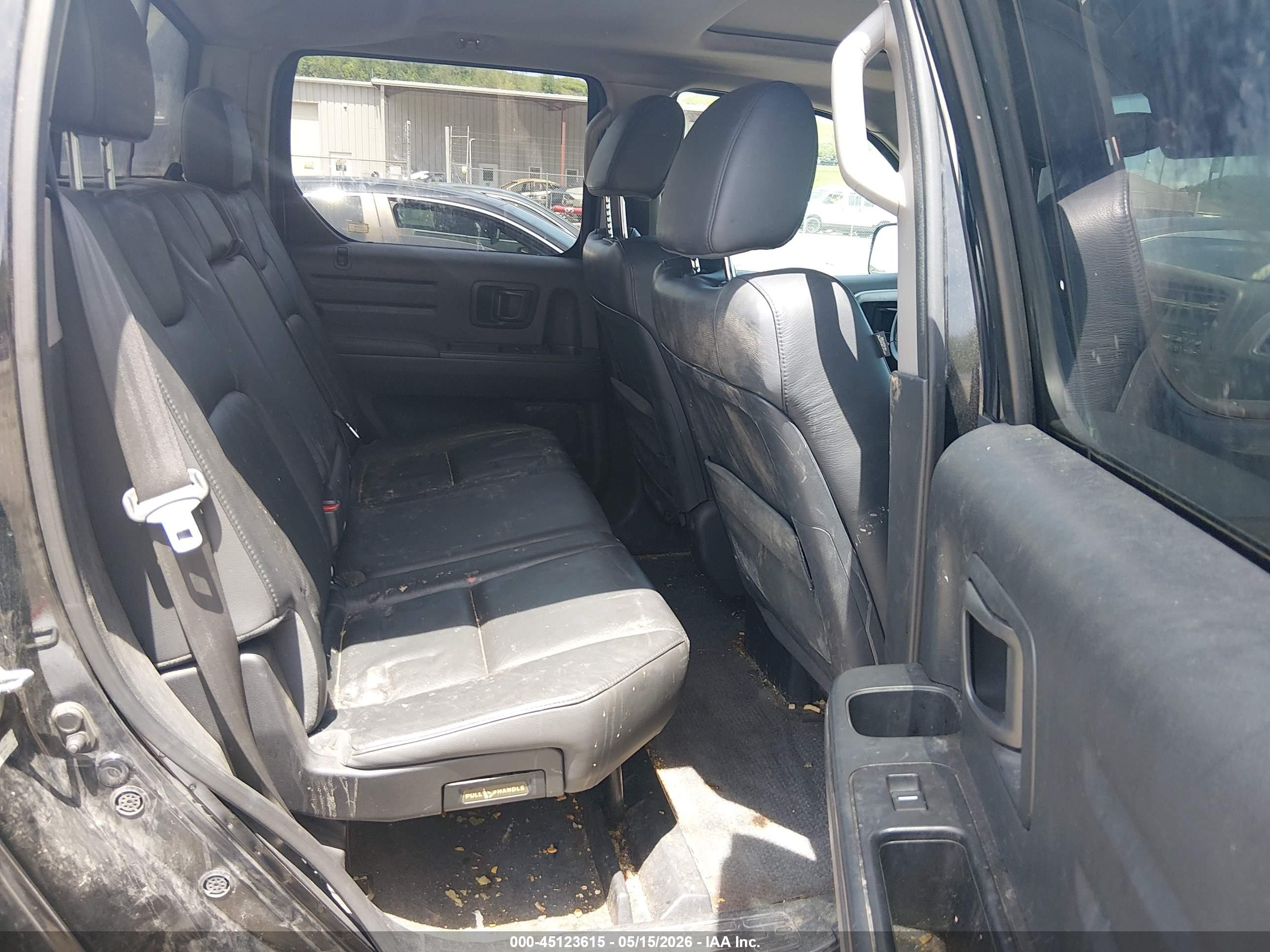 2013 Honda Ridgeline Rtl Black vin: 5FPYK1F57DB015437