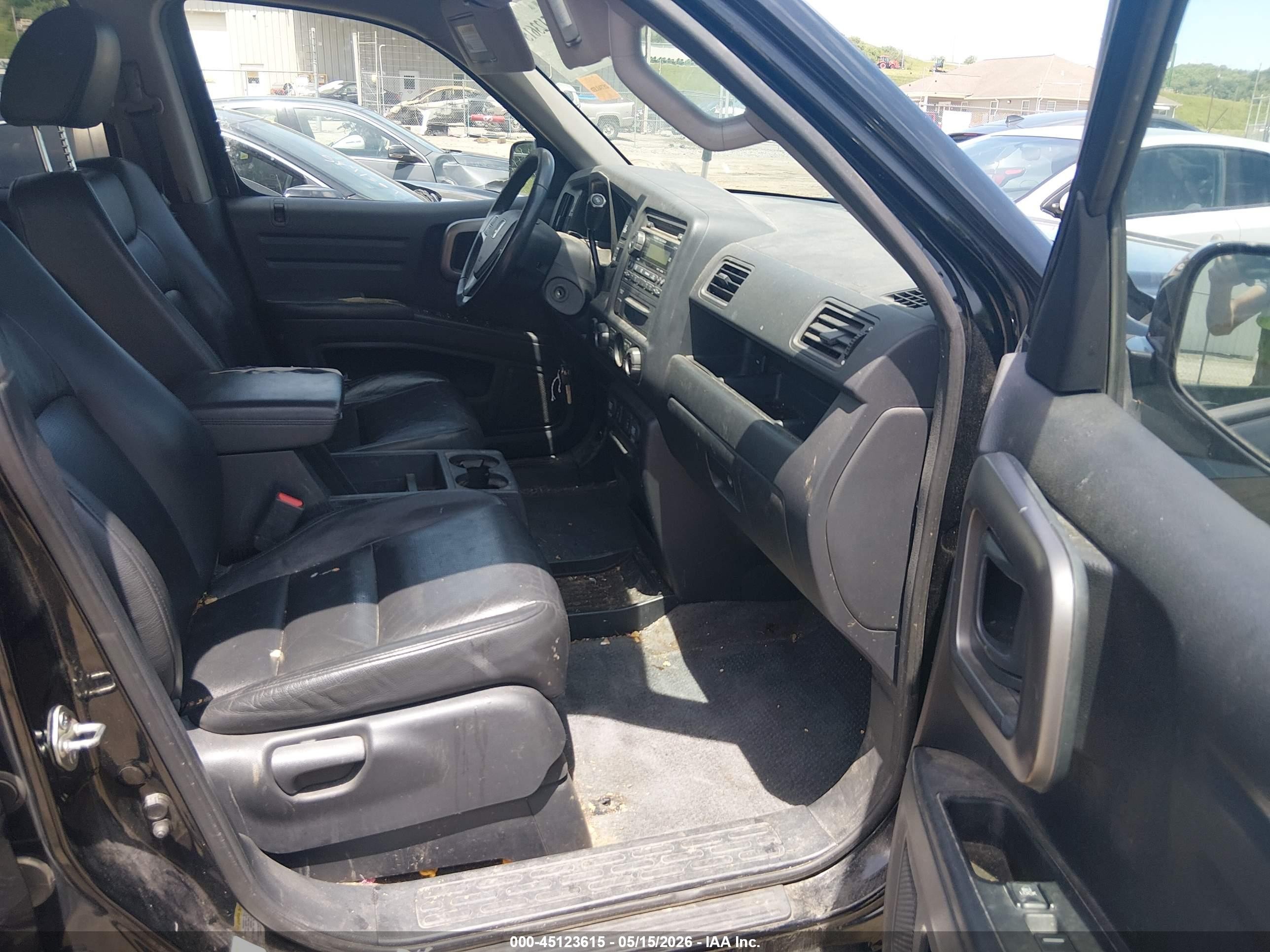 2013 Honda Ridgeline Rtl Black vin: 5FPYK1F57DB015437