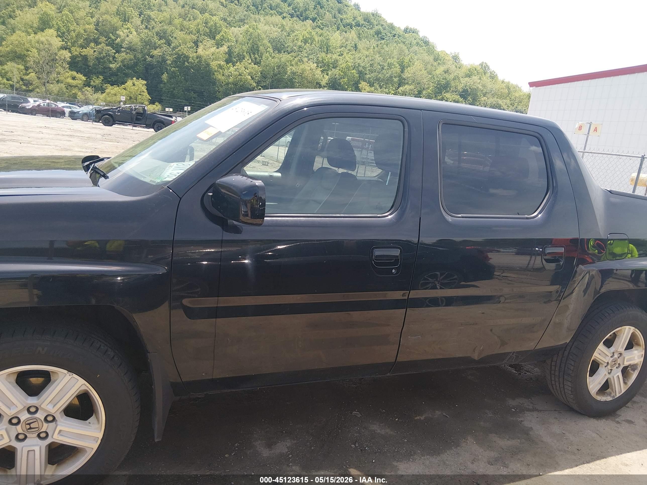 2013 Honda Ridgeline Rtl Black vin: 5FPYK1F57DB015437