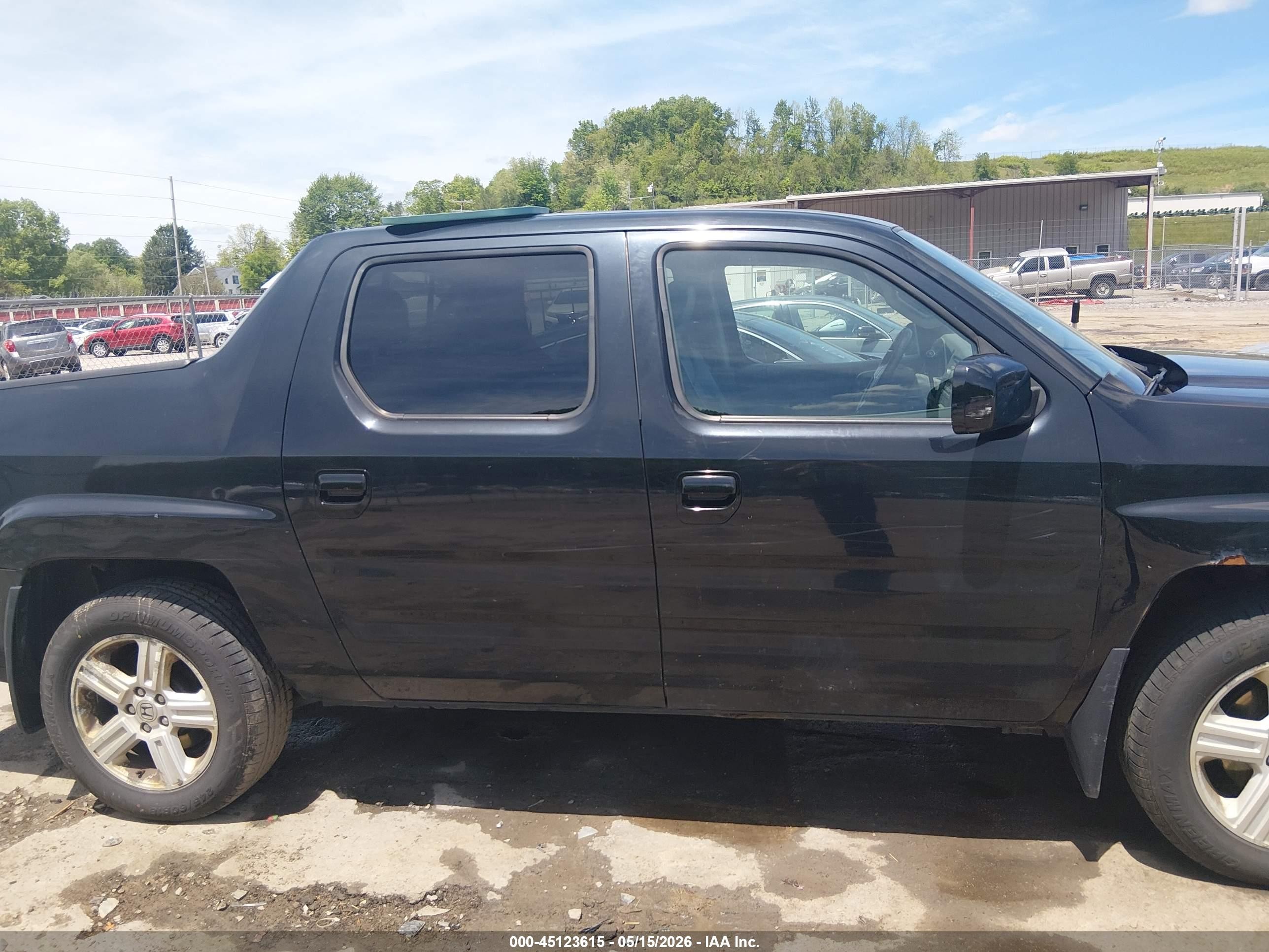 2013 Honda Ridgeline Rtl Black vin: 5FPYK1F57DB015437
