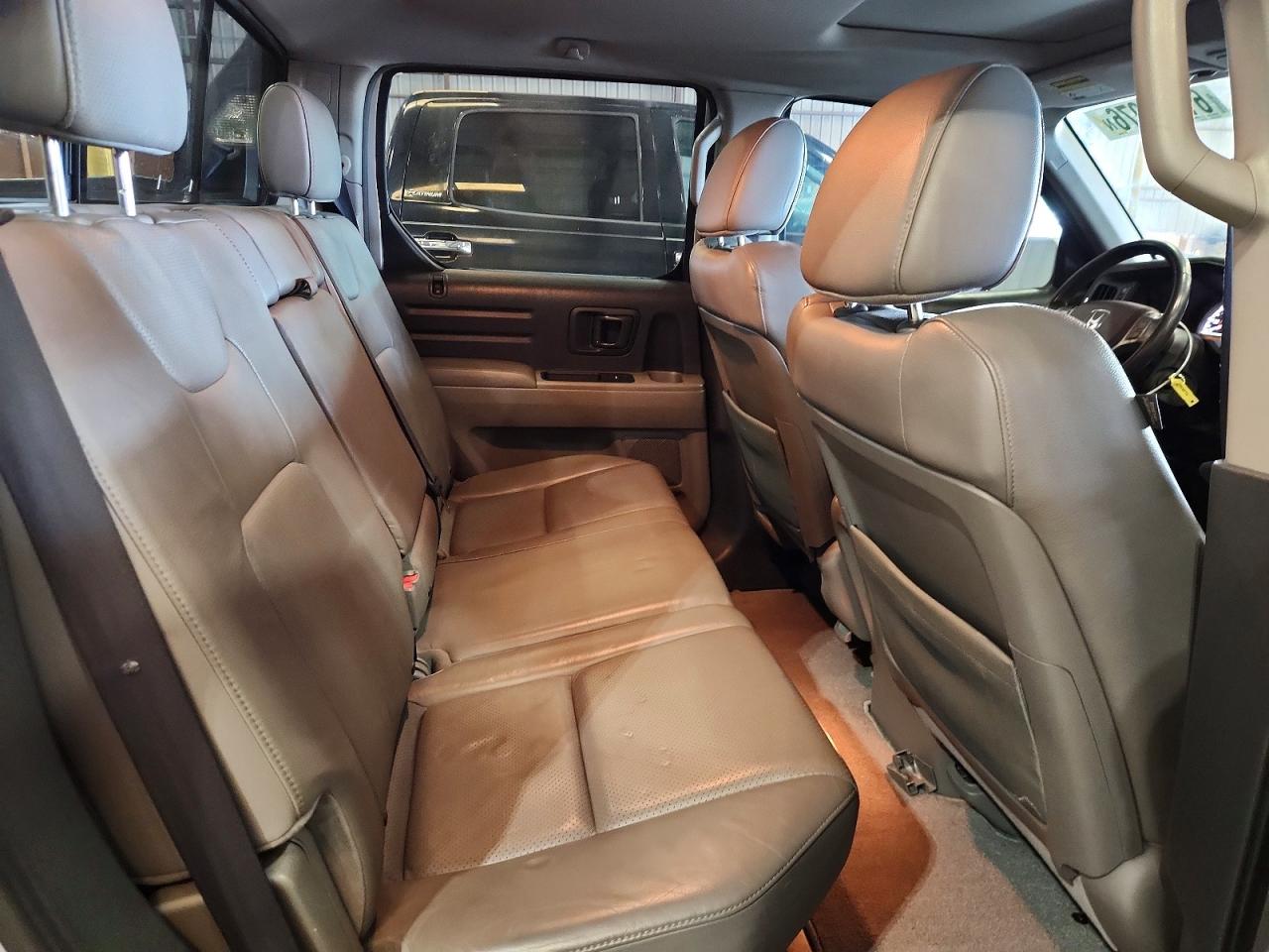 2013 Honda Ridgeline Rtl Silver vin: 5FPYK1F57DB017396
