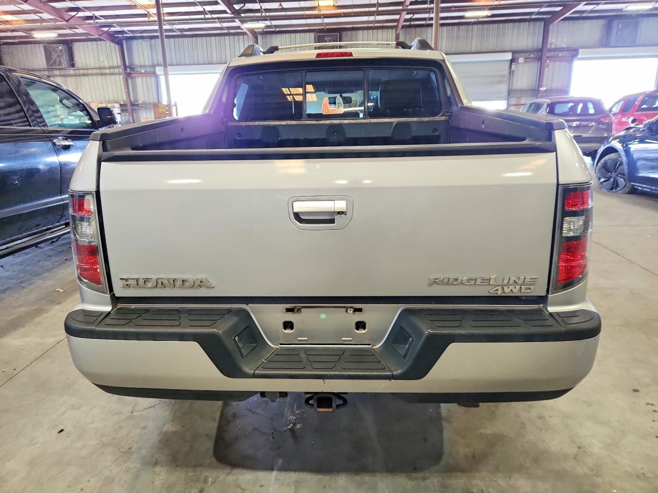 2013 Honda Ridgeline Rtl Silver vin: 5FPYK1F57DB017396