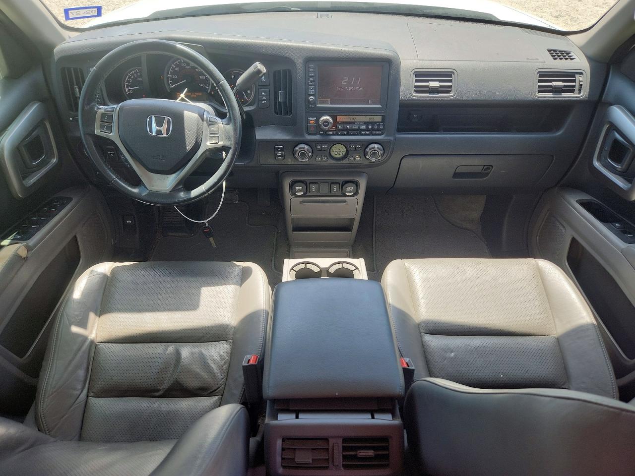 2013 Honda Ridgeline Rtl White vin: 5FPYK1F57DB019018