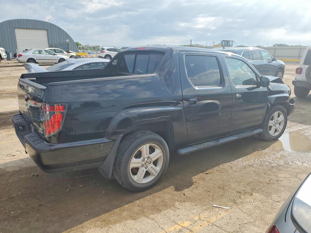 2014 Honda Ridgeline Rtl Black vin: 5FPYK1F57EB003757
