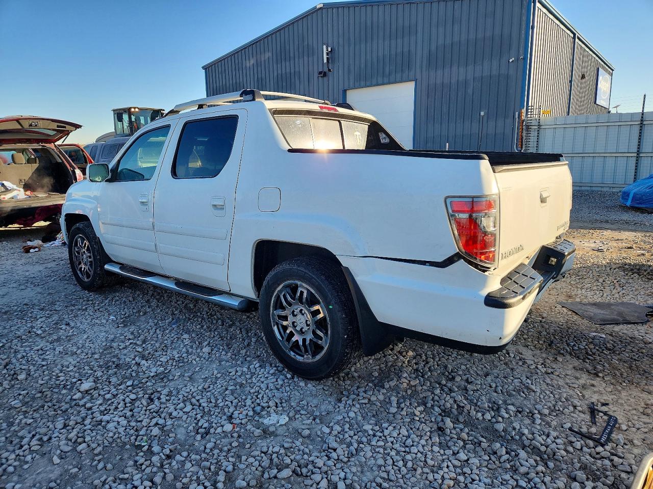 2012 Honda Ridgeline Rtl White vin: 5FPYK1F58CB453074