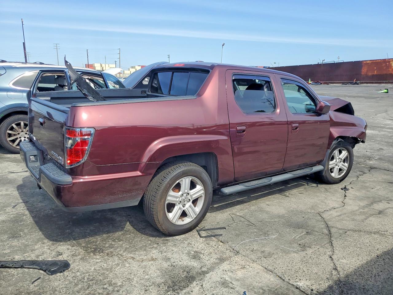 2014 Honda Ridgeline Rtl Burgundy vin: 5FPYK1F58EB008711