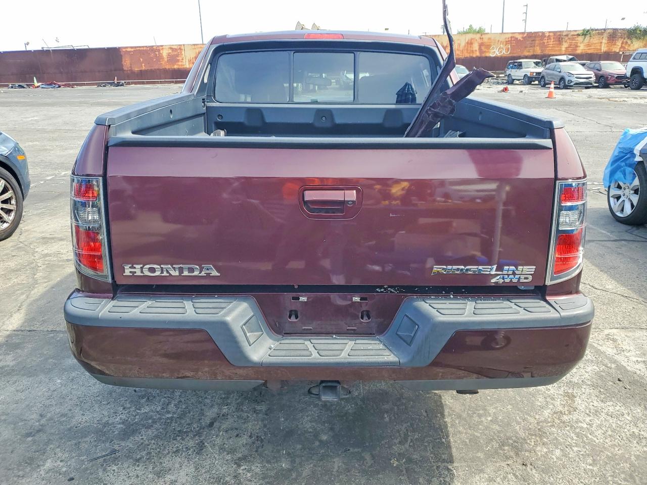 2014 Honda Ridgeline Rtl Burgundy vin: 5FPYK1F58EB008711
