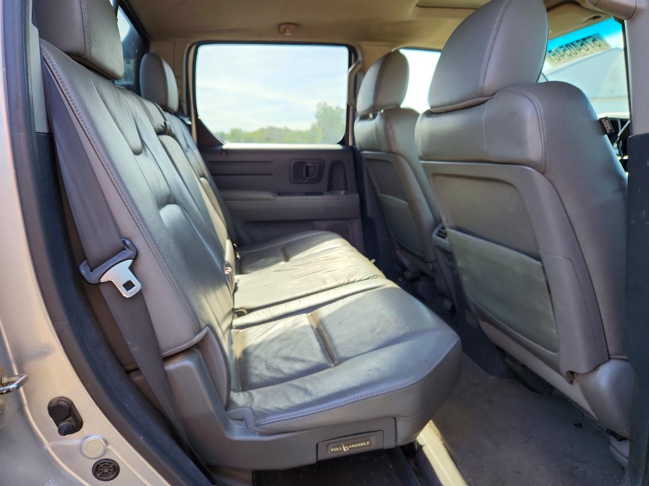 2012 Honda Ridgeline Rtl Silver vin: 5FPYK1F59CB459482